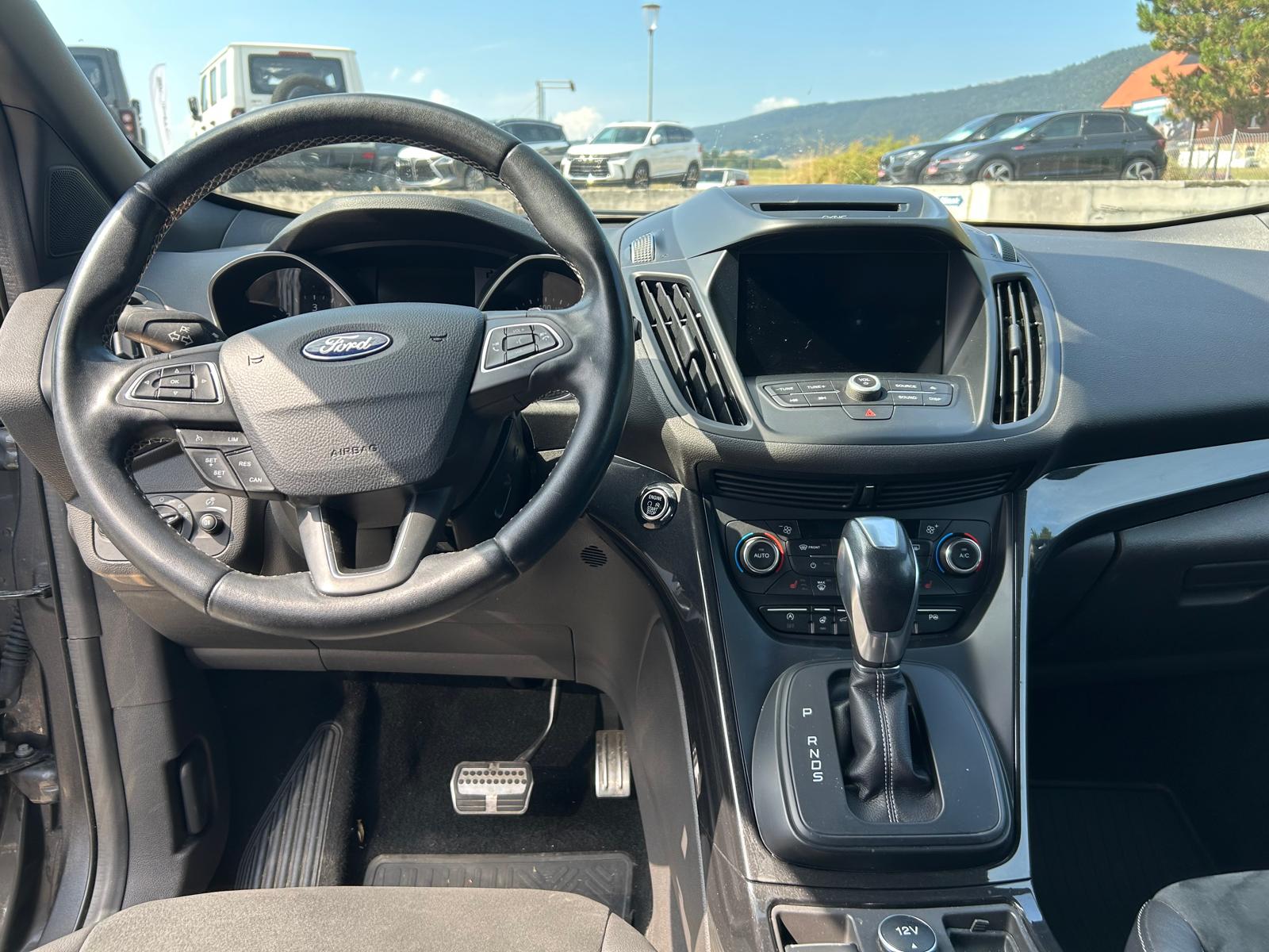 FORD Kuga 2.0 TDCi Titanium 4WD PowerShift-image-10