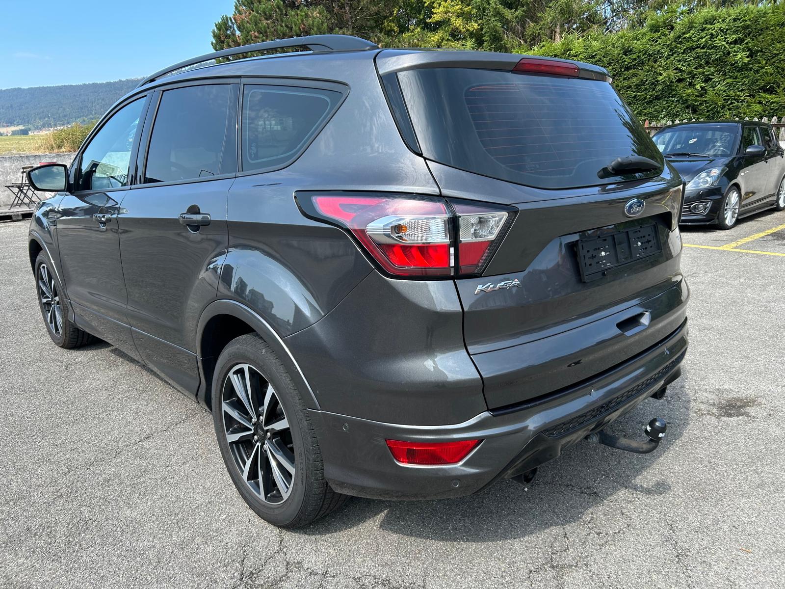 FORD Kuga 2.0 TDCi Titanium 4WD PowerShift-image-4