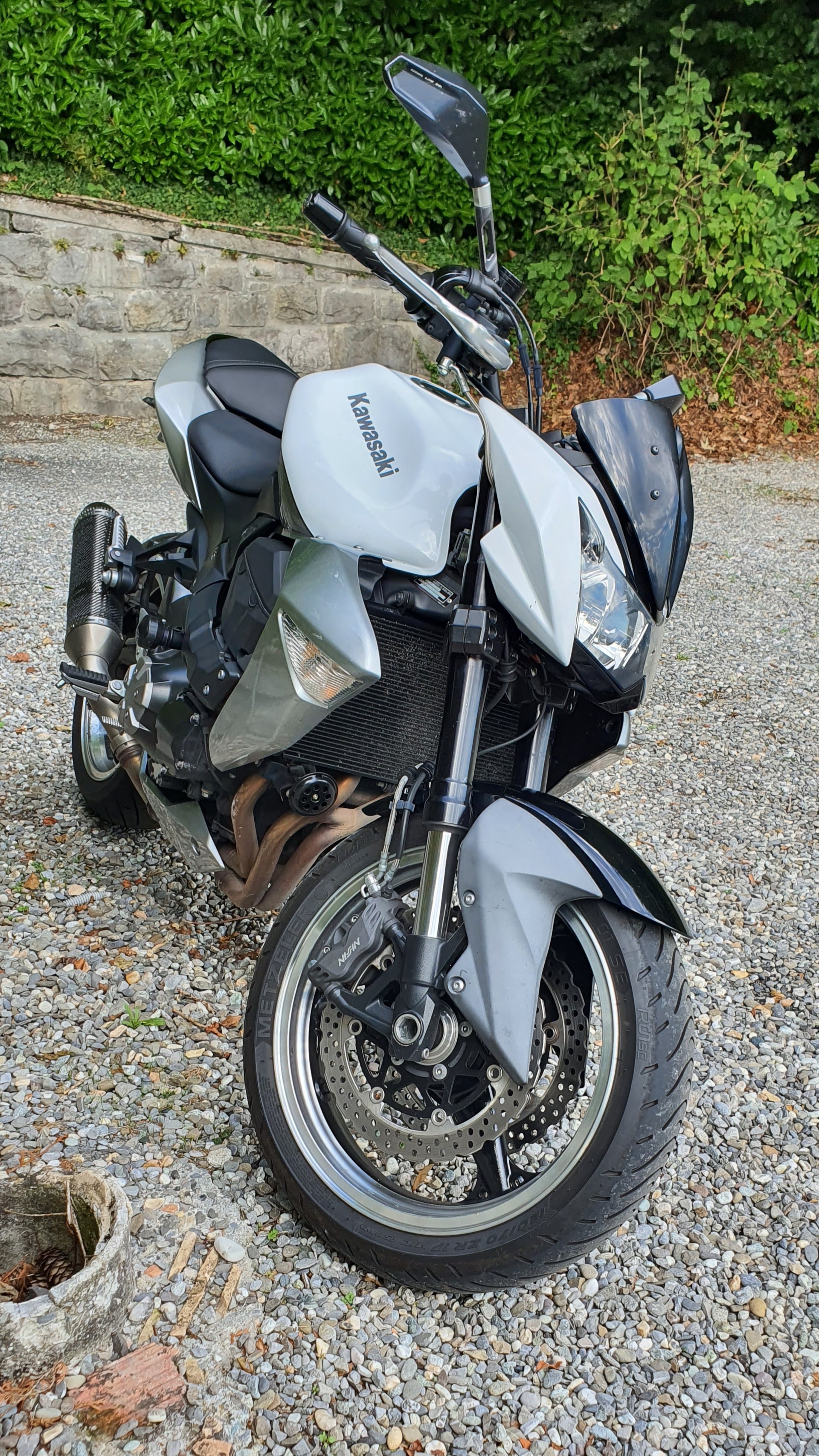 KAWASAKI Z 1000-image-1
