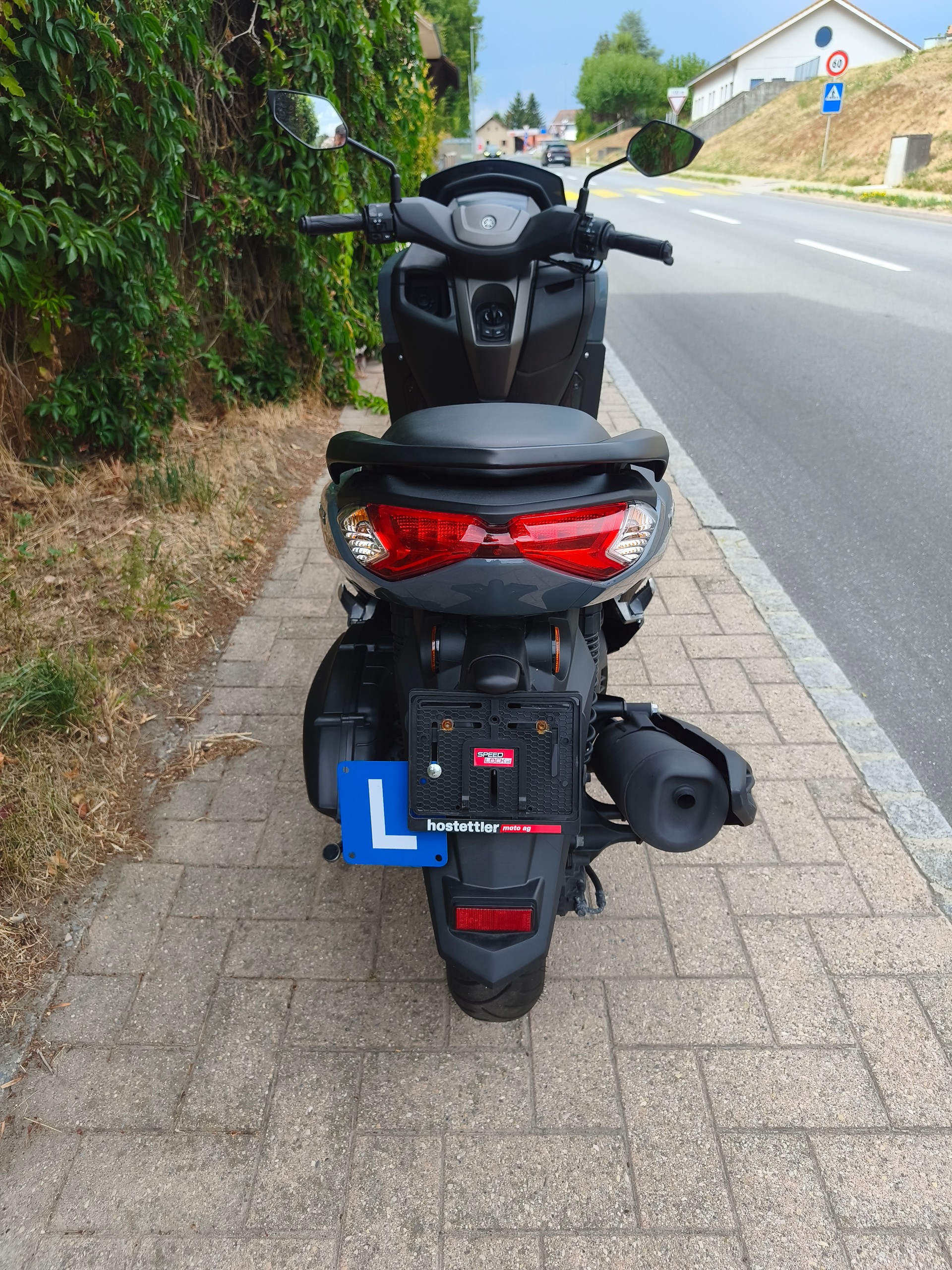 YAMAHA N-MAX GPD 125-image-6