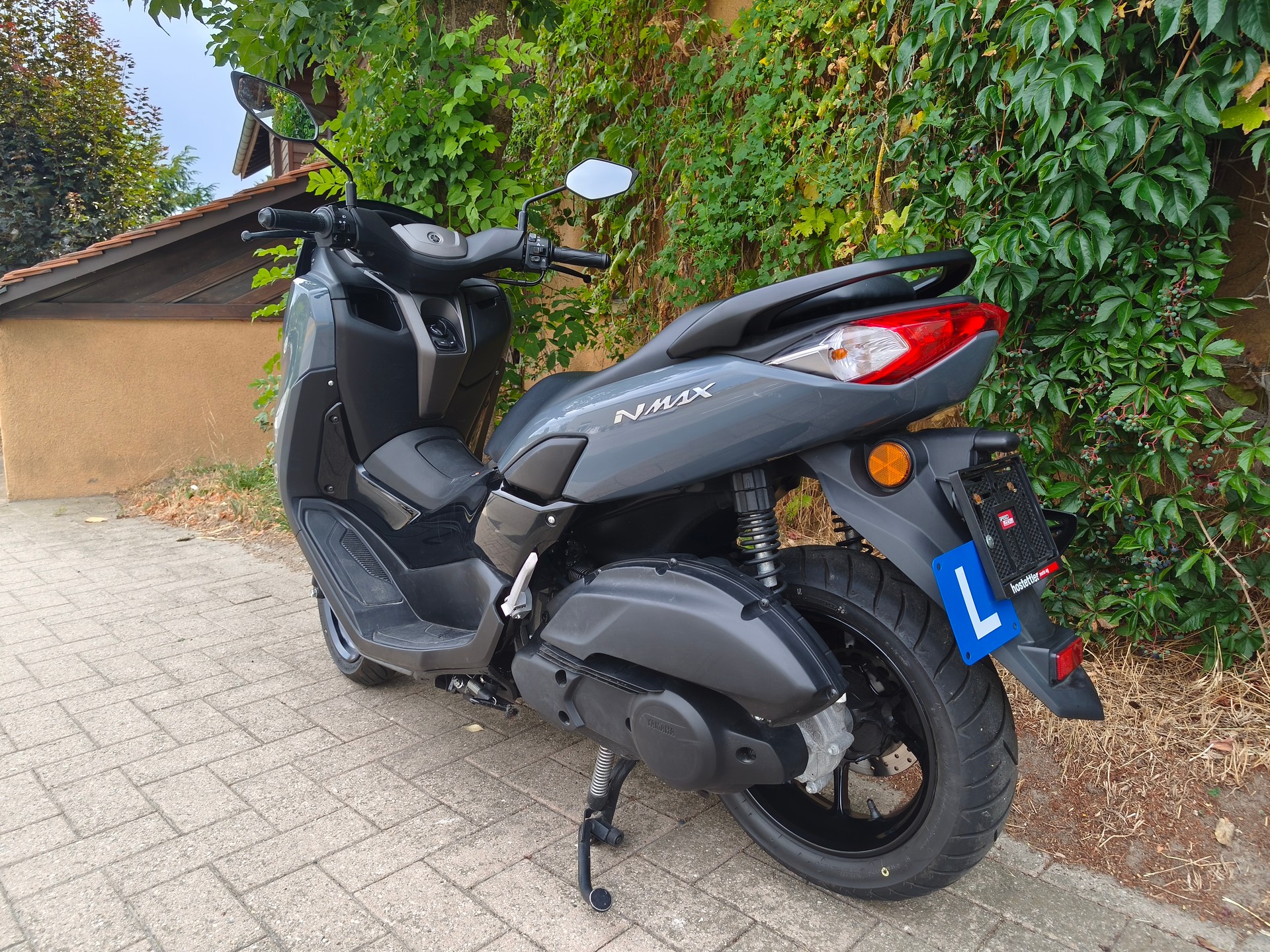 YAMAHA N-MAX GPD 125-image-5