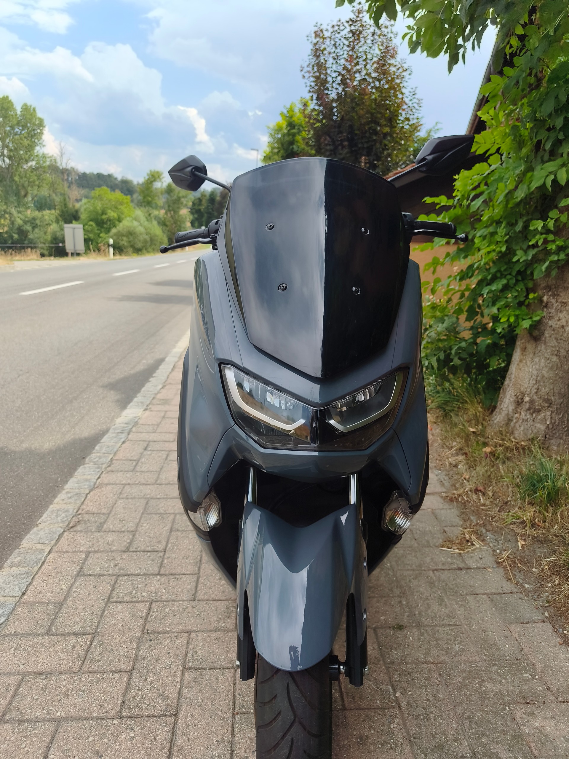 YAMAHA N-MAX GPD 125-image-4