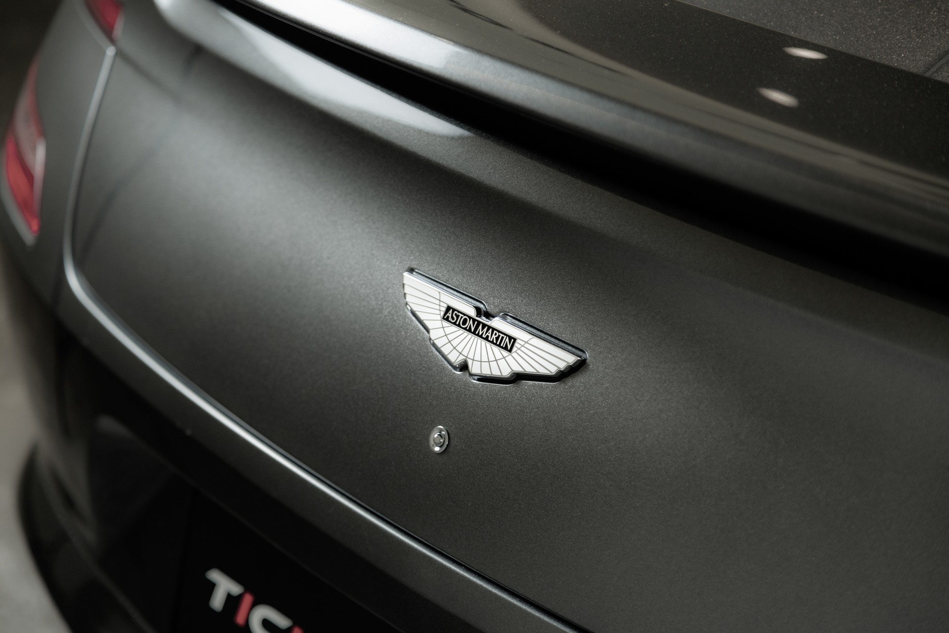 ASTON MARTIN Vanquish S Ultimate V12 Touchtronic 3-image-16