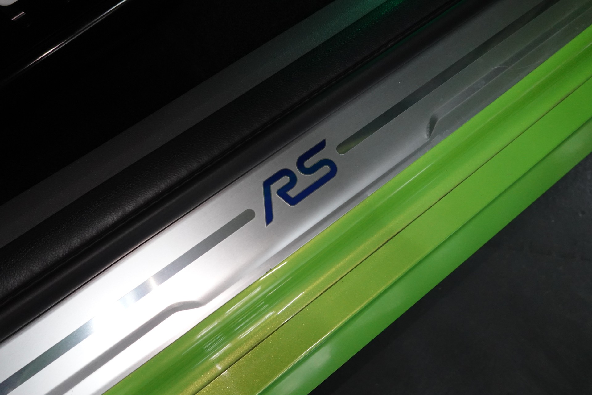 FORD FOCUS 2.5 TURBO RS CH-FZ BULL-X AB TURBO-image-41