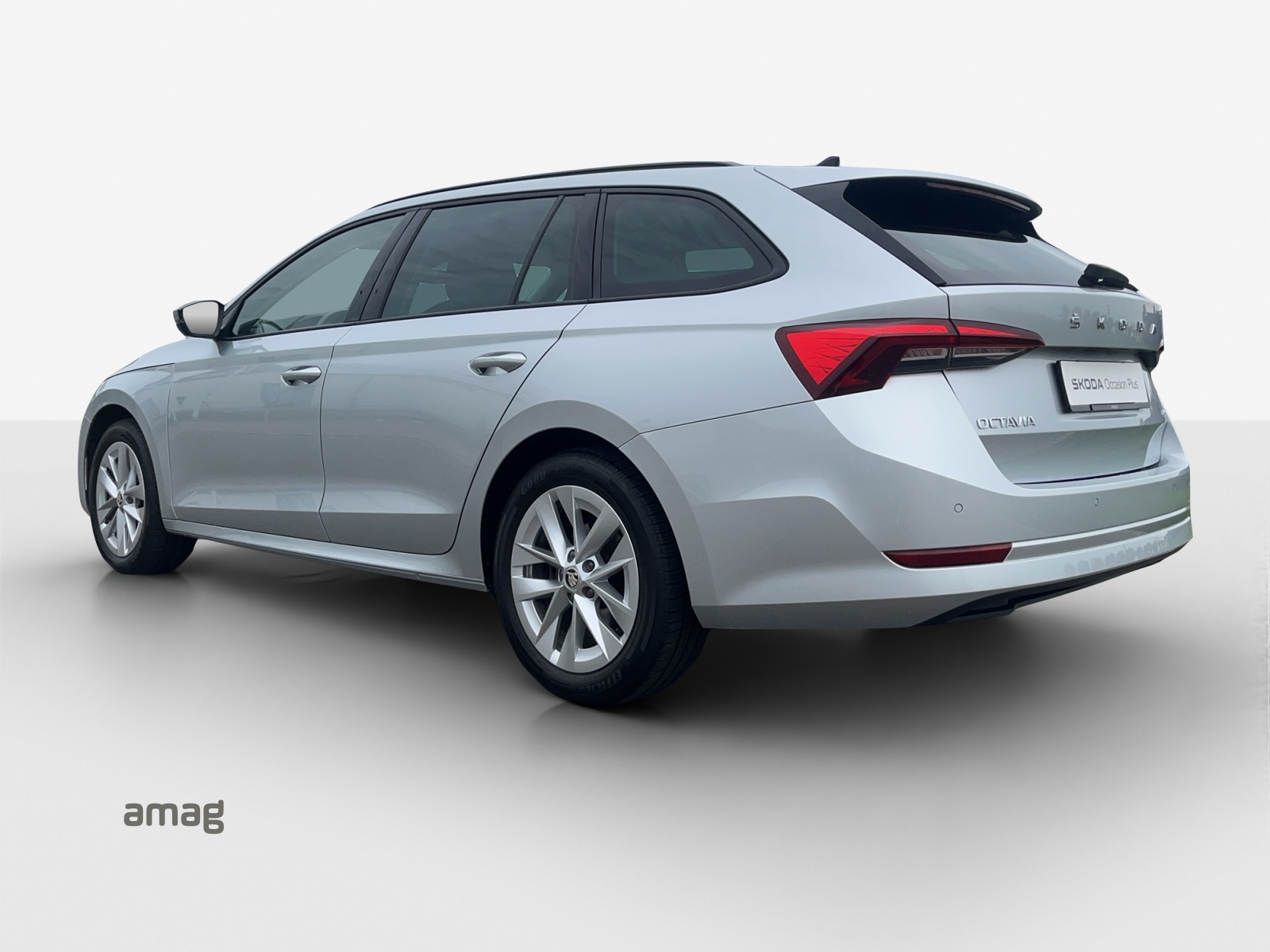 SKODA Octavia Combi 2.0 TSI Ambition DSG 4x4-showroom-element-2