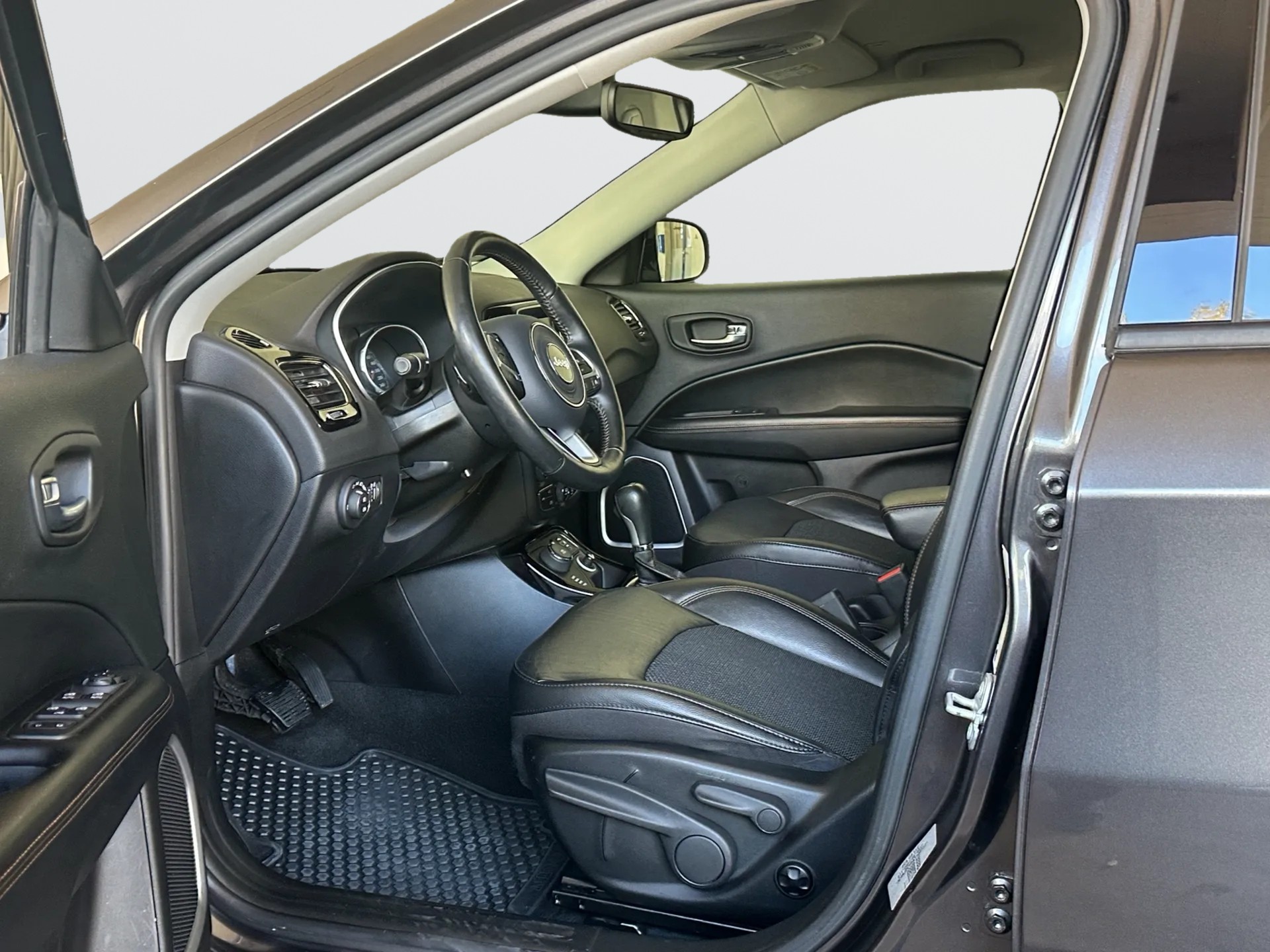 JEEP Compass 1.4 Turbo Limited AWD 9ATX-image-6