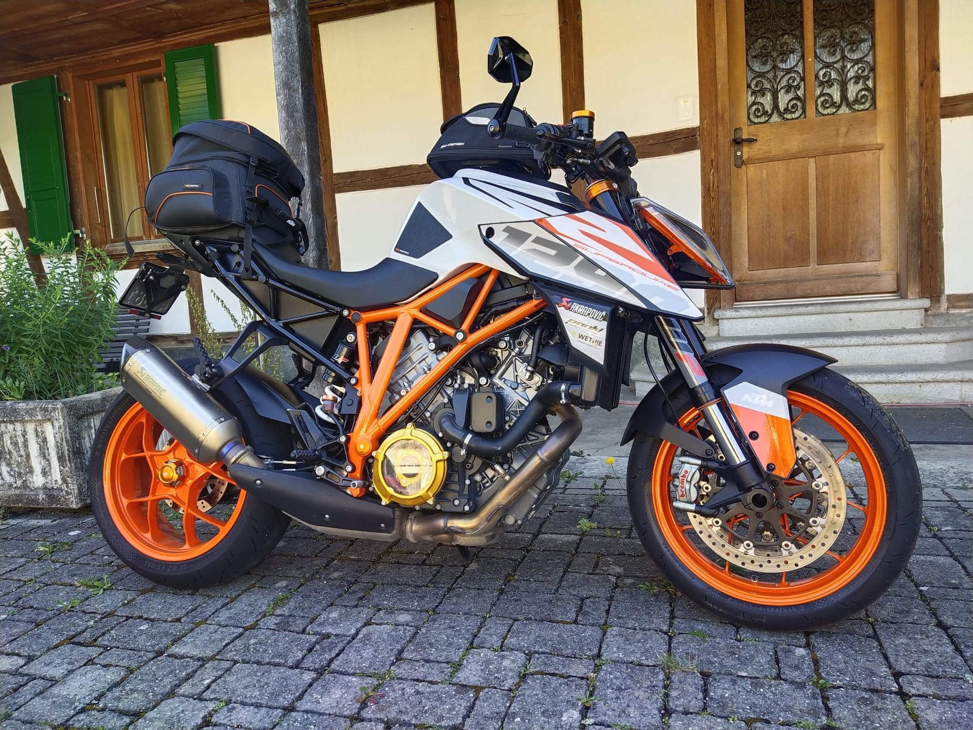 KTM 1290 Super Duke R-image-0