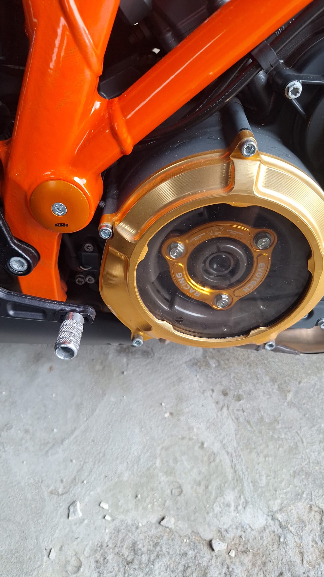 KTM 1290 Super Duke R-image-7