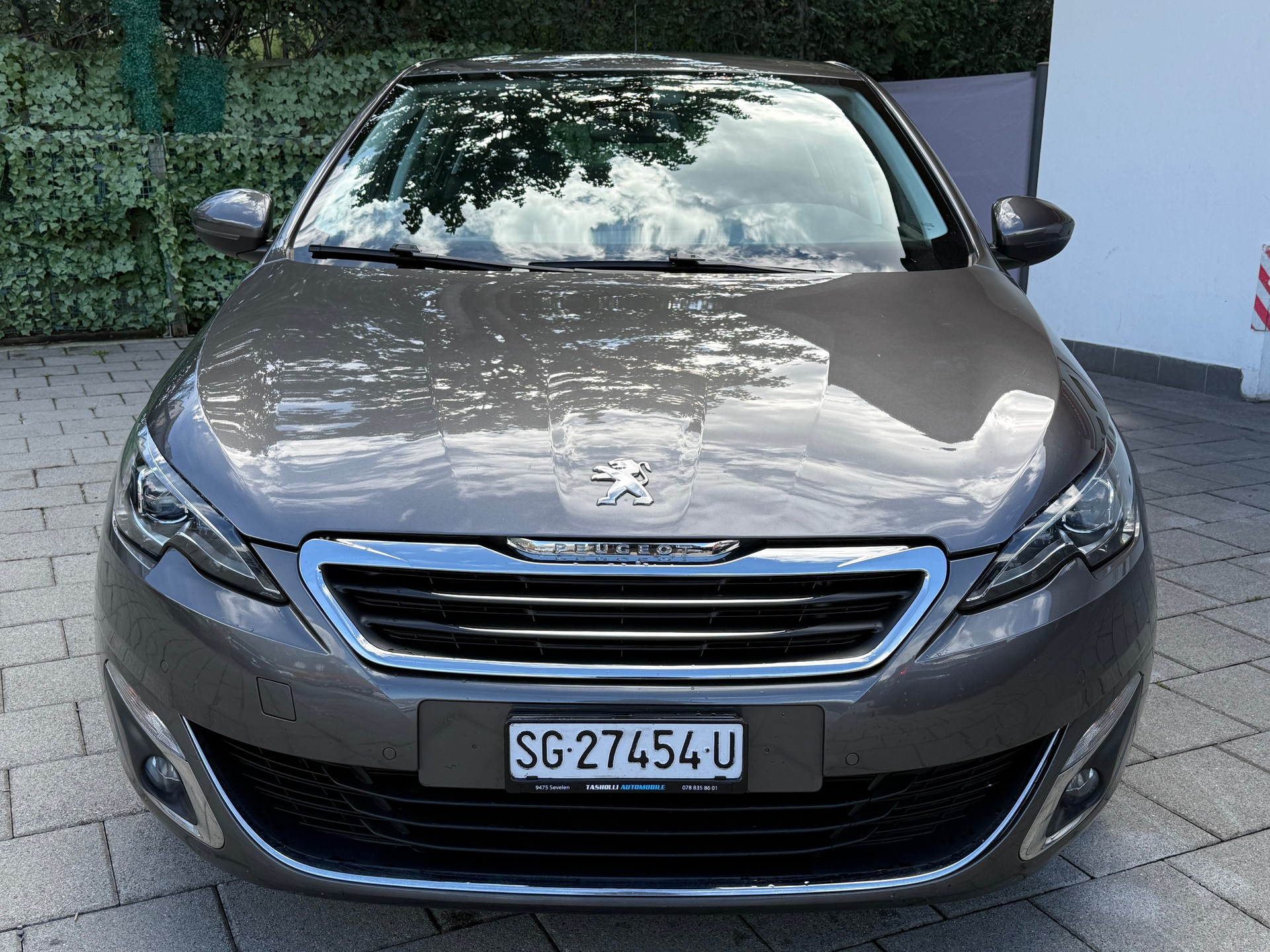 PEUGEOT 308 1.2 THP Allure Automatic-showroom-element-2