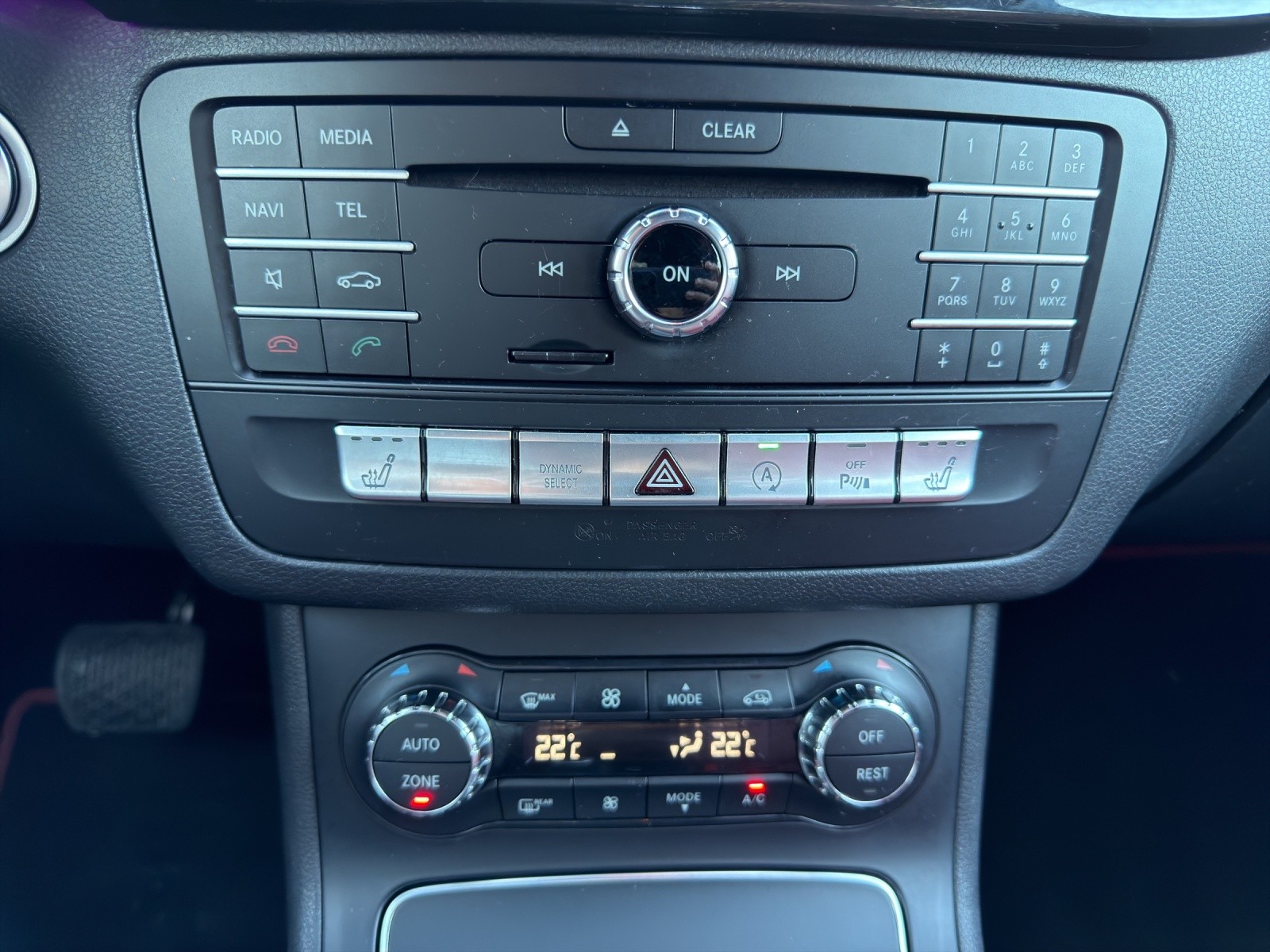 MERCEDES-BENZ B 220 CDI Swiss Star Edition Urban 4Matic 7G-DCT-image-22