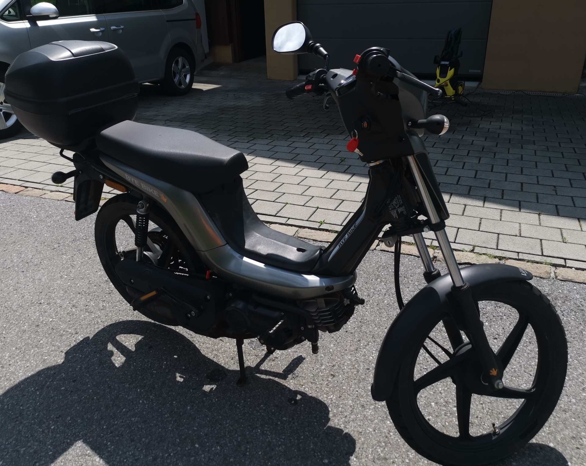 BYE BIKE One-image-2