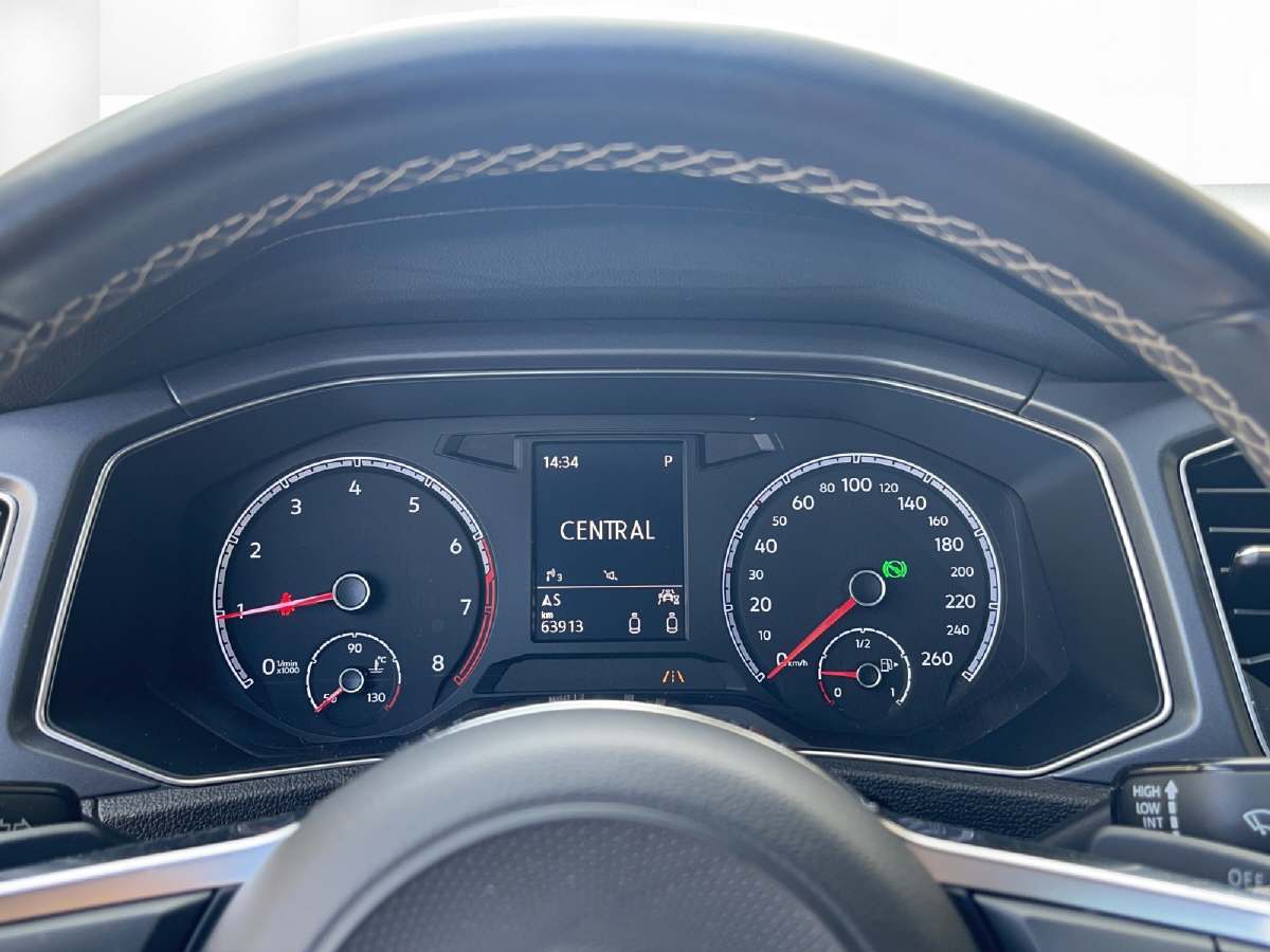 VW T-Roc Cabriolet 1.5 TSI R-Line DSG-image-6