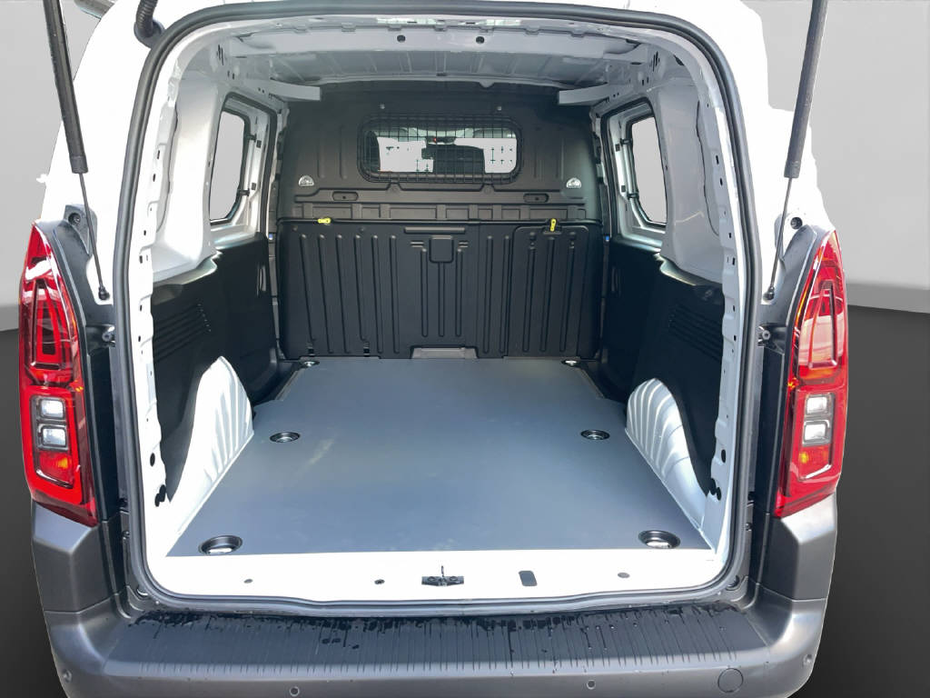 TOYOTA PROACE CITY Van L1 50KWh Activ 46969/117-image-8