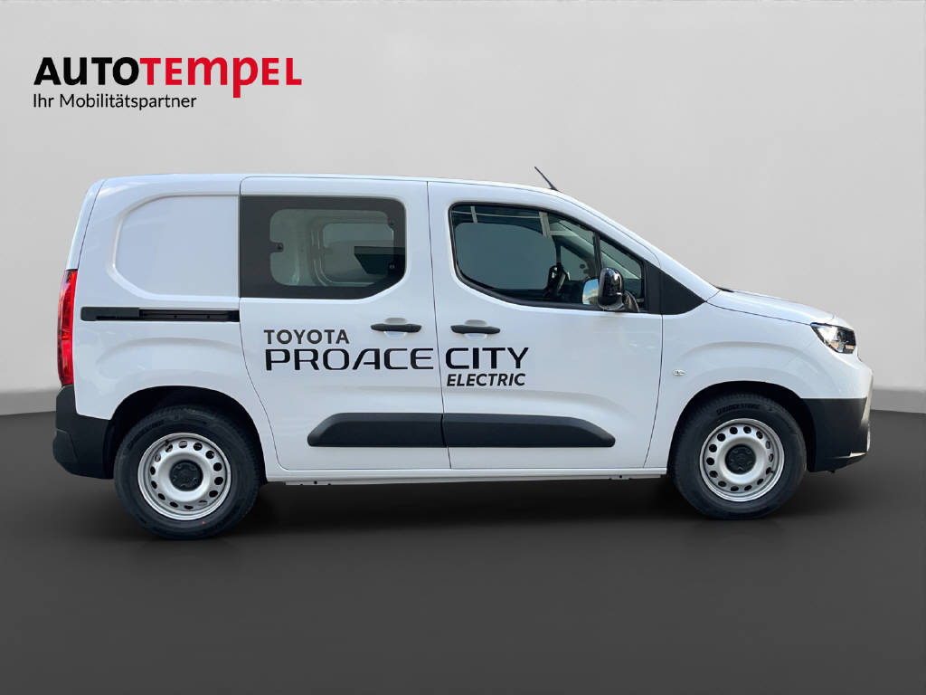 TOYOTA PROACE CITY Van L1 50KWh Activ 46969/117-image-11