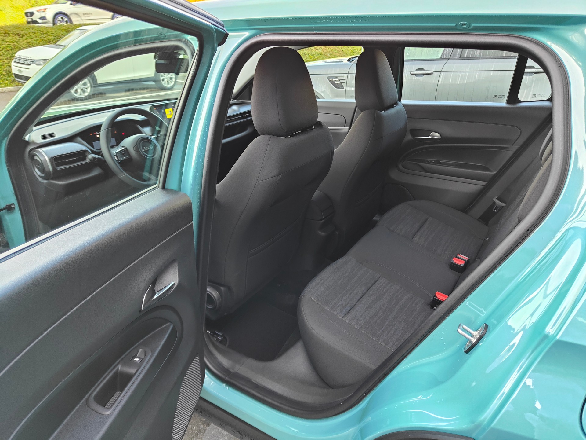 JEEP Avenger 1.2 Turbo MHEV Longitude-image-6