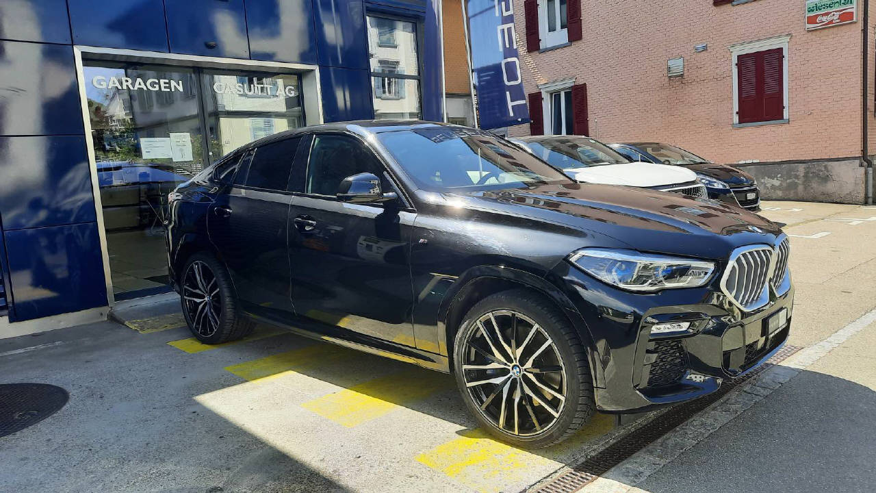 BMW X6 30d xDrive M-Sport-showroom-element-2