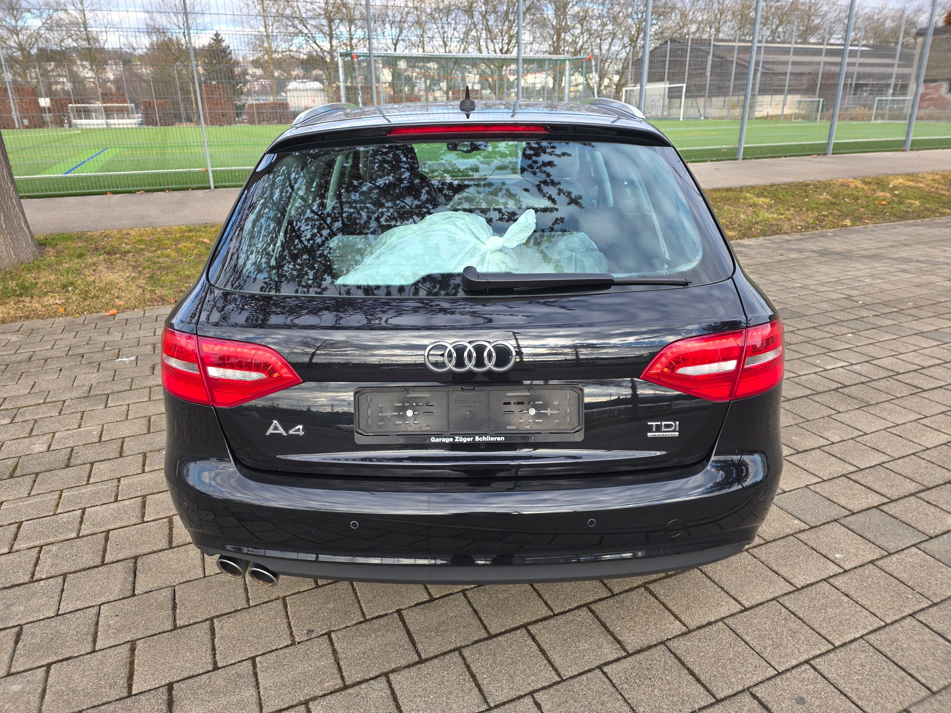 AUDI A4 Avant 2.0 TDI quattro S-tronic-image-5