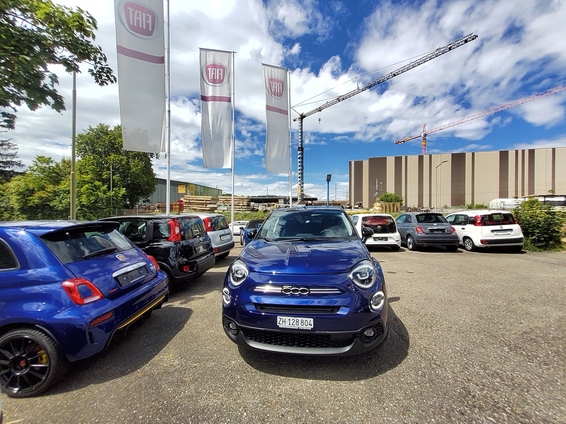 FIAT 500X 1.5 Hybrid Swiss Edition DCT-image-1