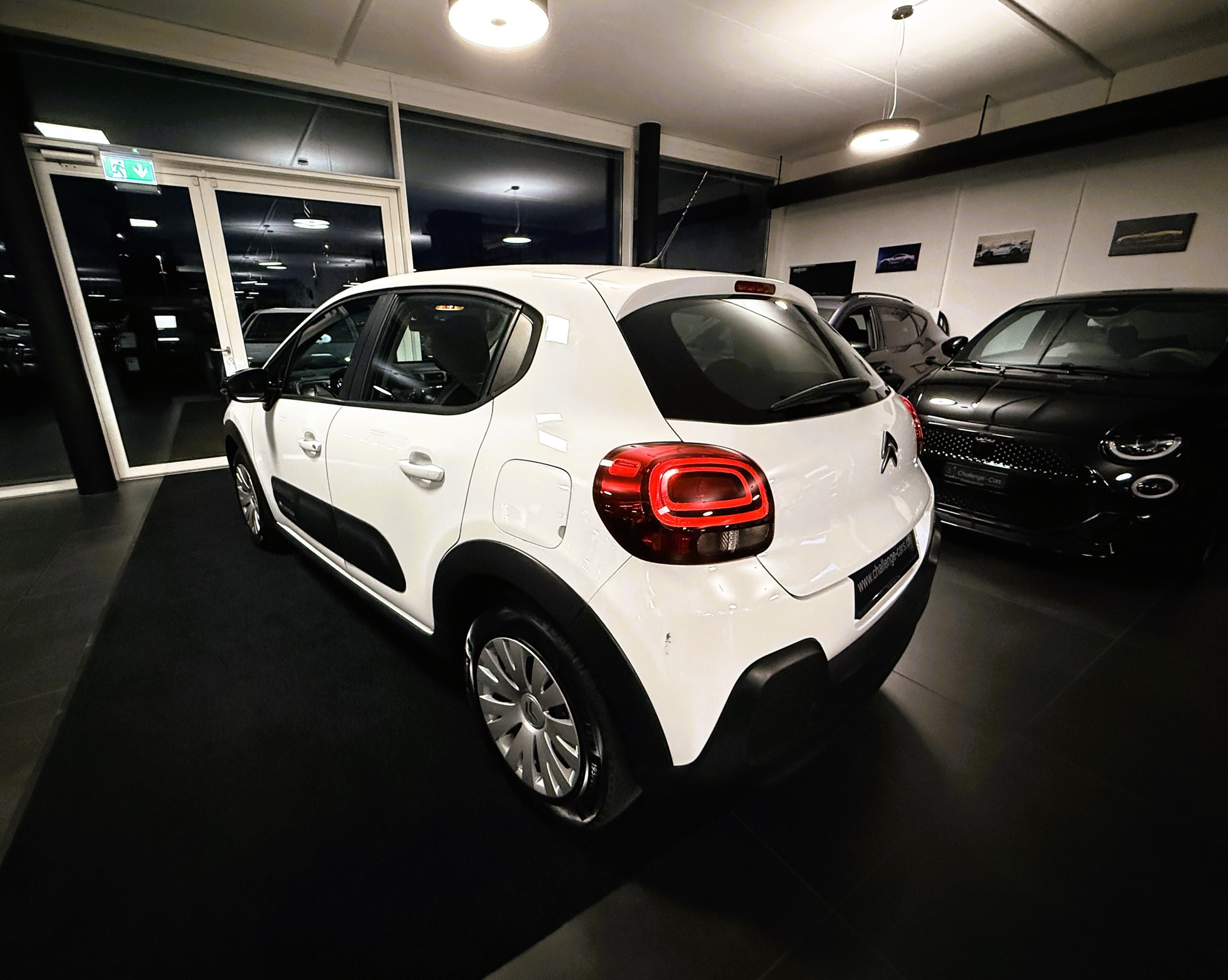 CITROEN C3 1.2i Swiss Edition EAT6-showroom-element-2