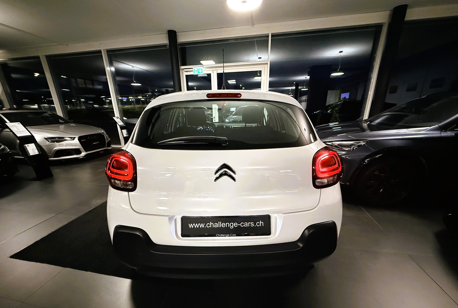 CITROEN C3 1.2i Swiss Edition EAT6-showroom-element-3