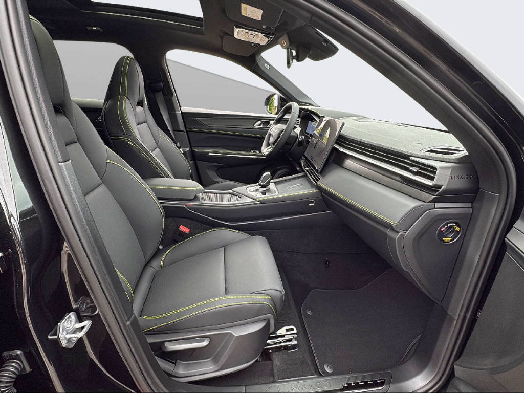 LYNK & CO 01 1.5 PHEV More-image-9