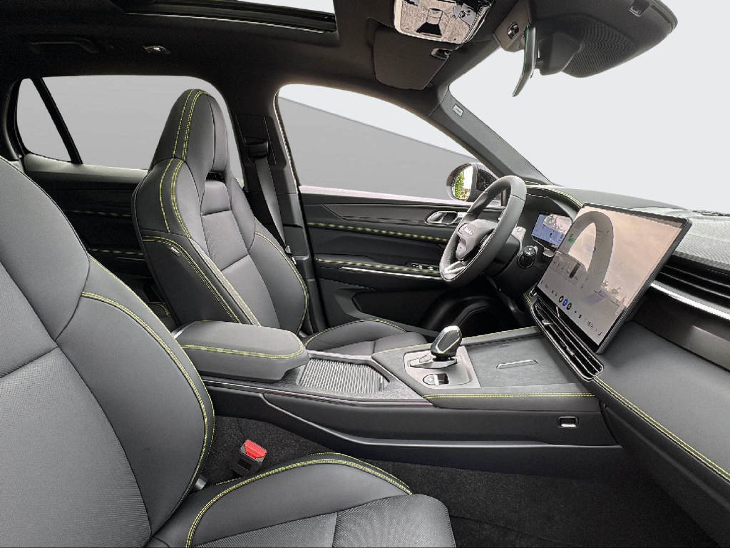 LYNK & CO 01 1.5 PHEV More-image-10