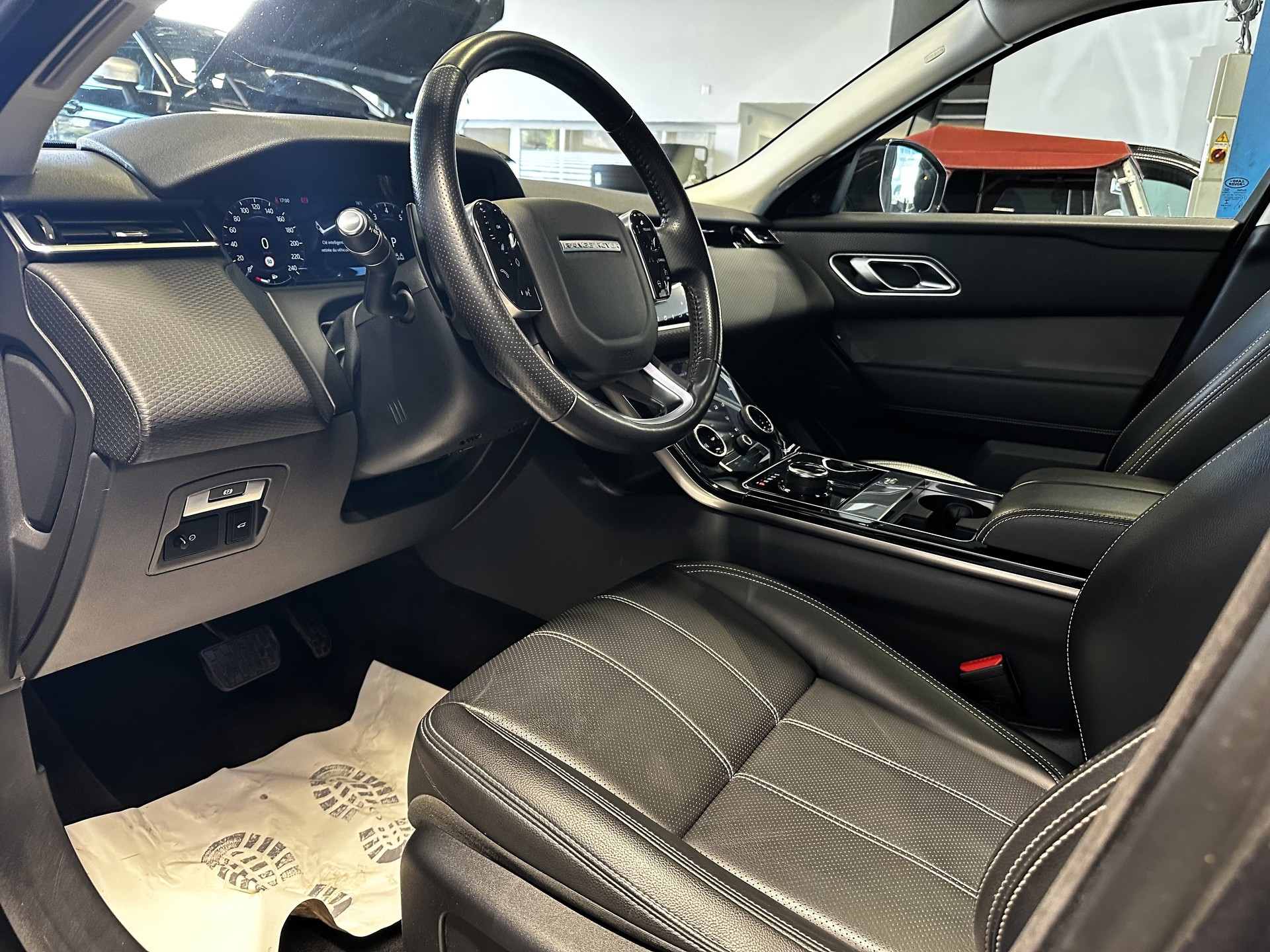 LAND ROVER Range Rover Velar P 250 Automatic-image-6
