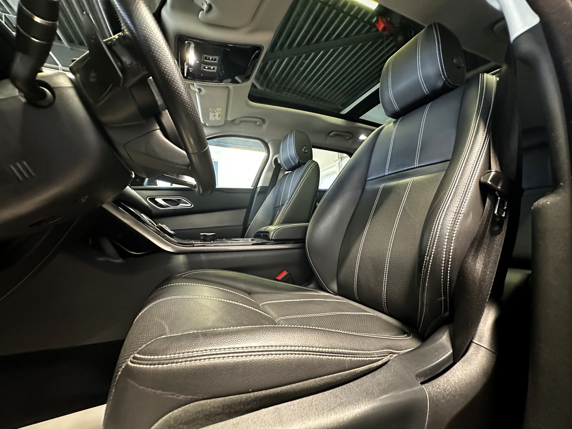 LAND ROVER Range Rover Velar P 250 Automatic-image-7