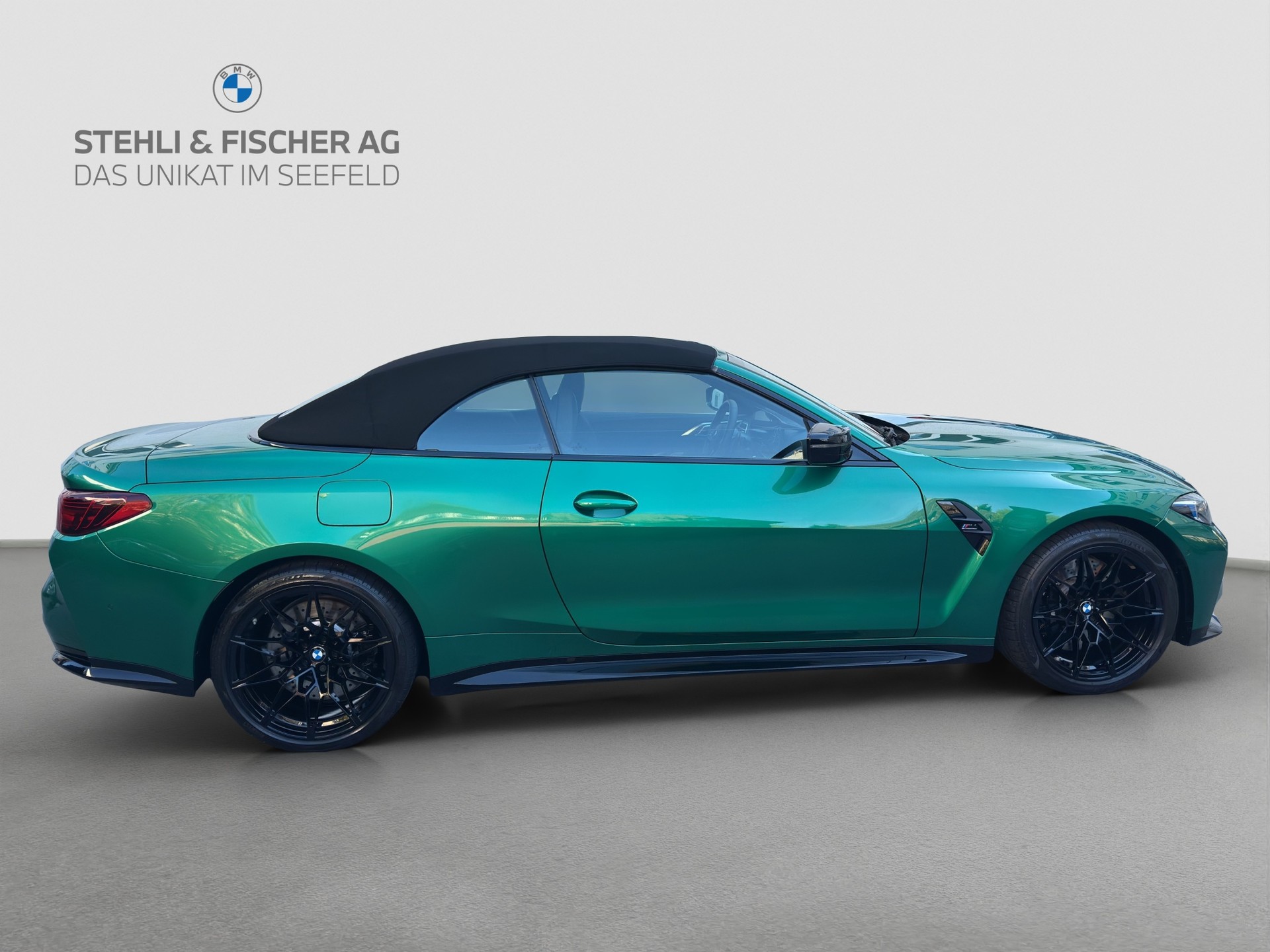 BMW M4 Cabrio Competition M xDrive-image-6