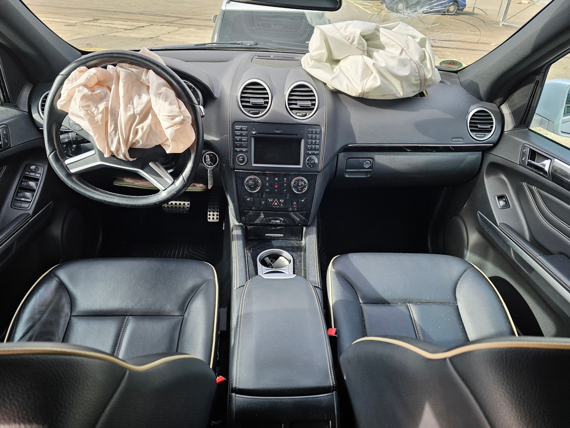 MERCEDES-BENZ ML 300 CDI Blue Eff. My Star 4Matic 7G-Tronic-image-7