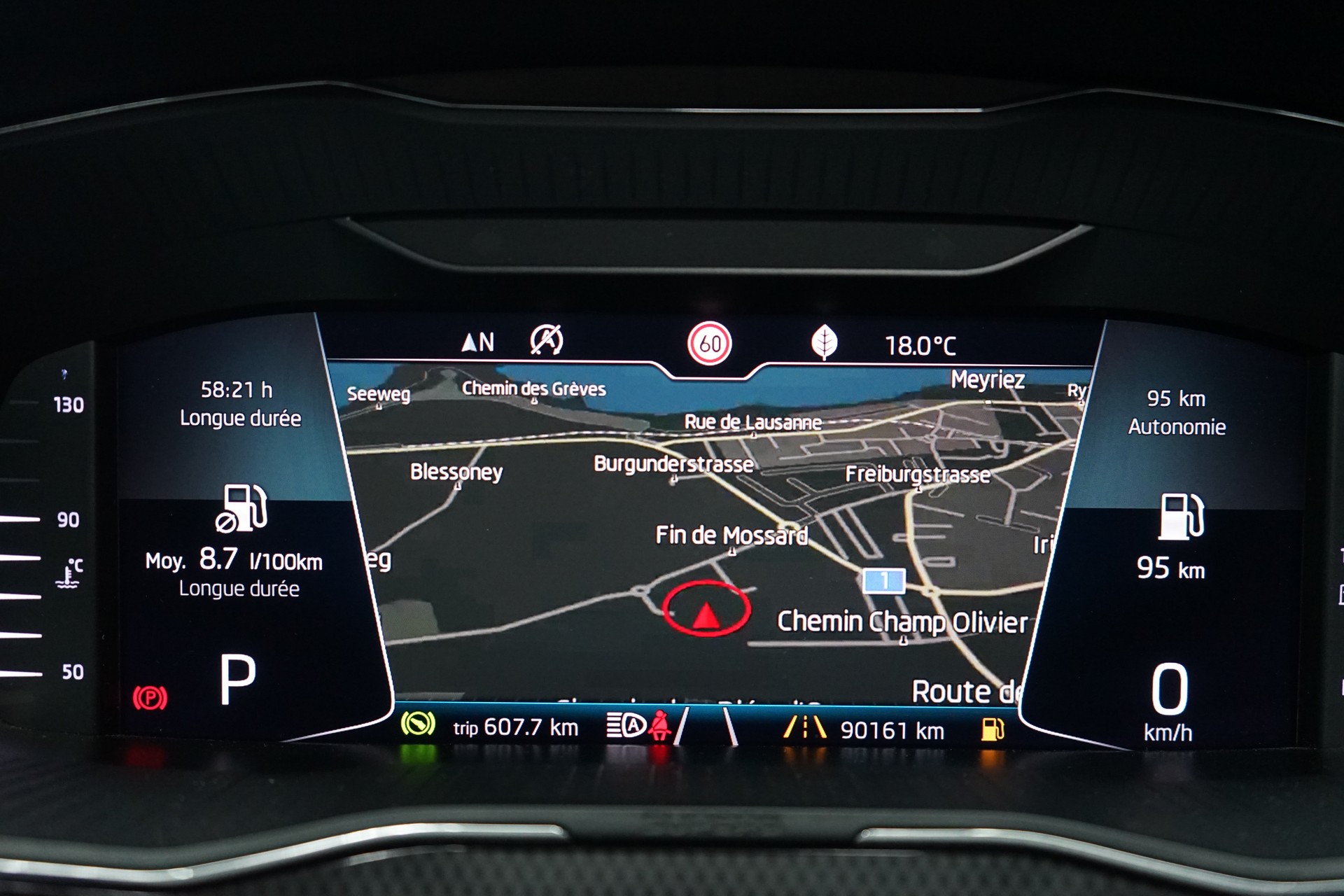 SKODA Superb Combi 2.0 TDi SportLine+ 4x4 DSG-image-12