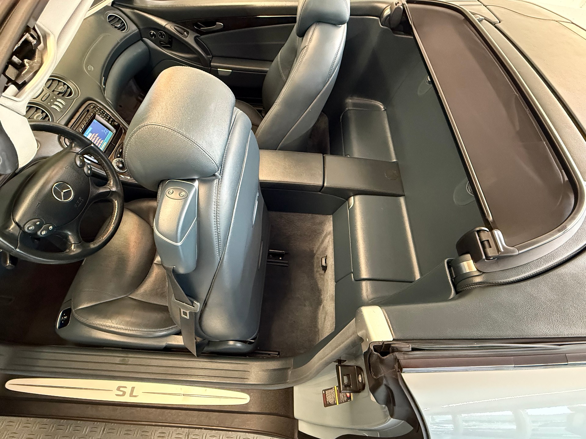 MERCEDES-BENZ SL 350-image-13