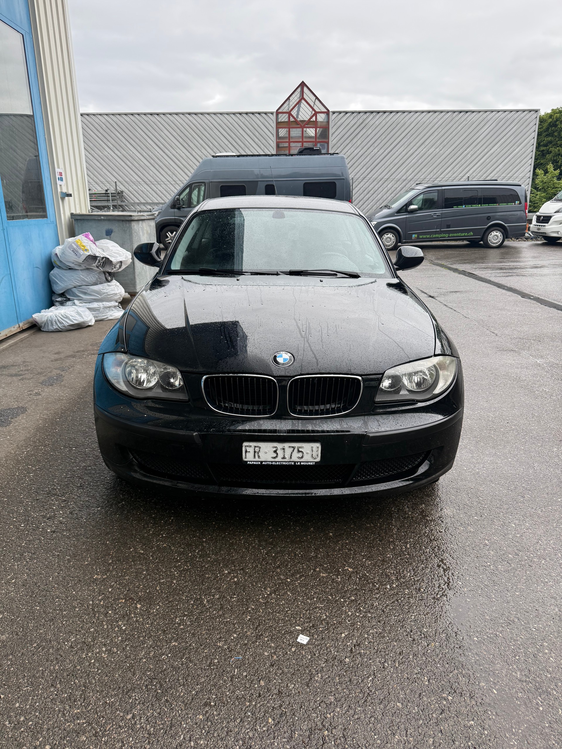 BMW 116i Dynamic Edition-image-1