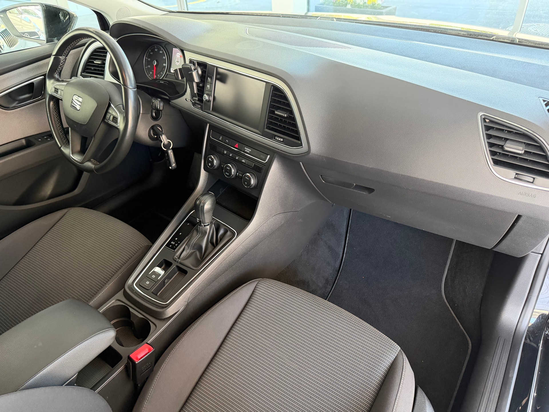 SEAT Leon 1.4 TSI ACT Style DSG-image-13