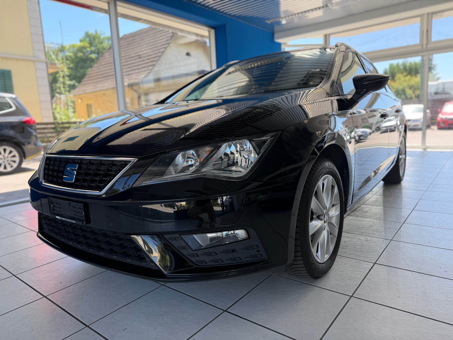 SEAT Leon 1.4 TSI ACT Style DSG-showroom-element-1