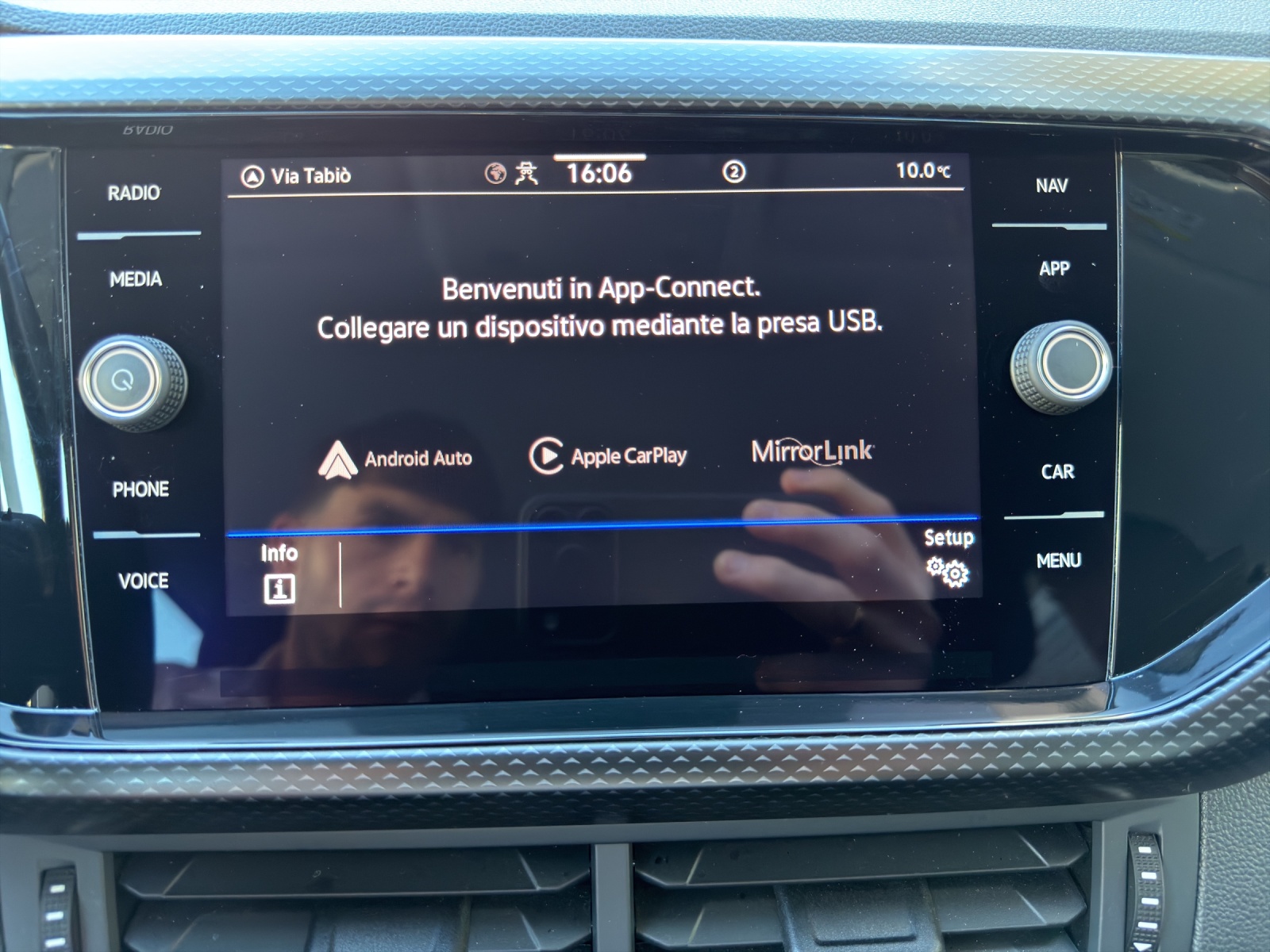 VW T-Cross 1.0 TSI Life DSG-image-14