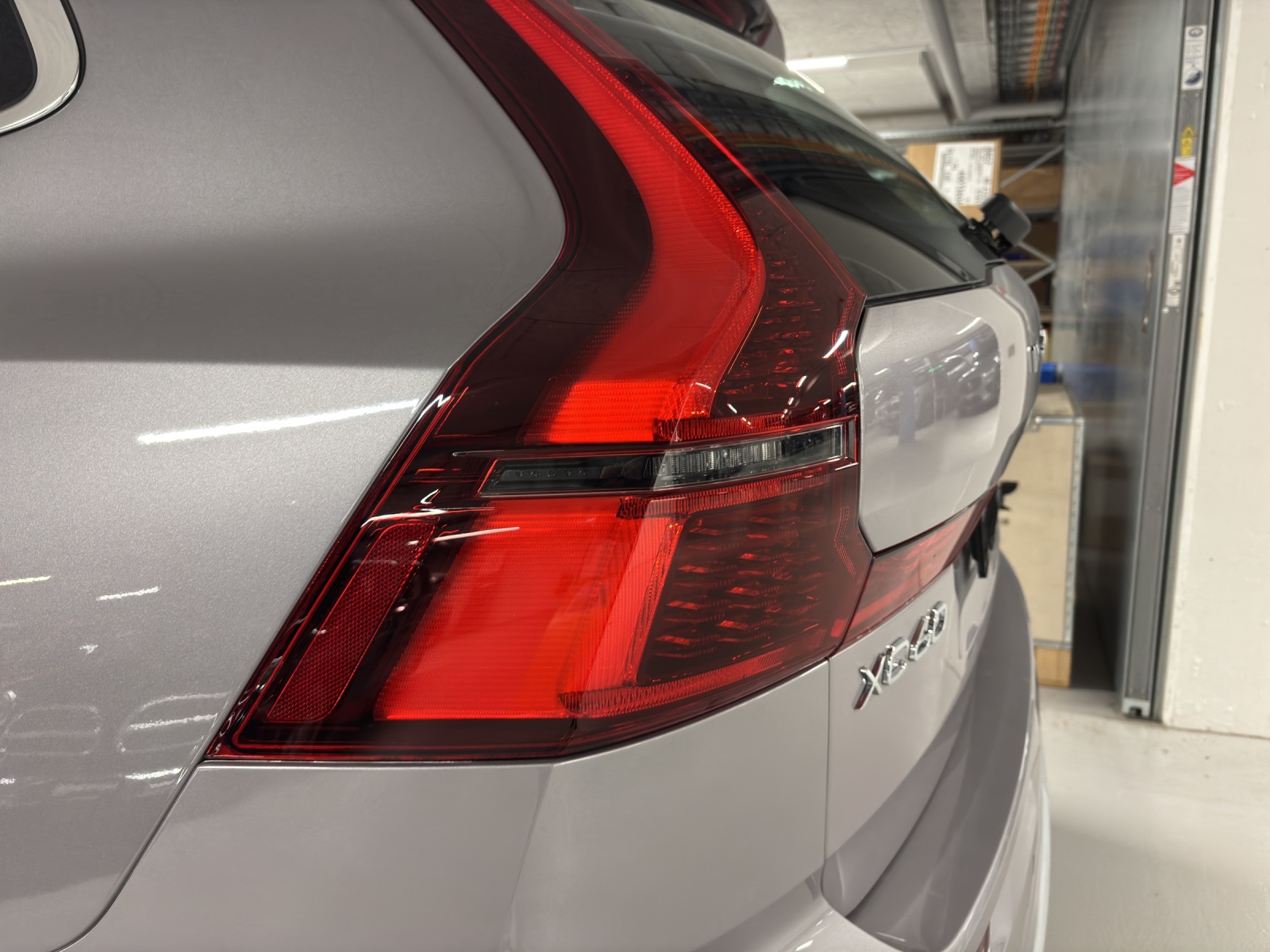 VOLVO XC60 2.0 B5 MH Ultra Bright AWD-image-14