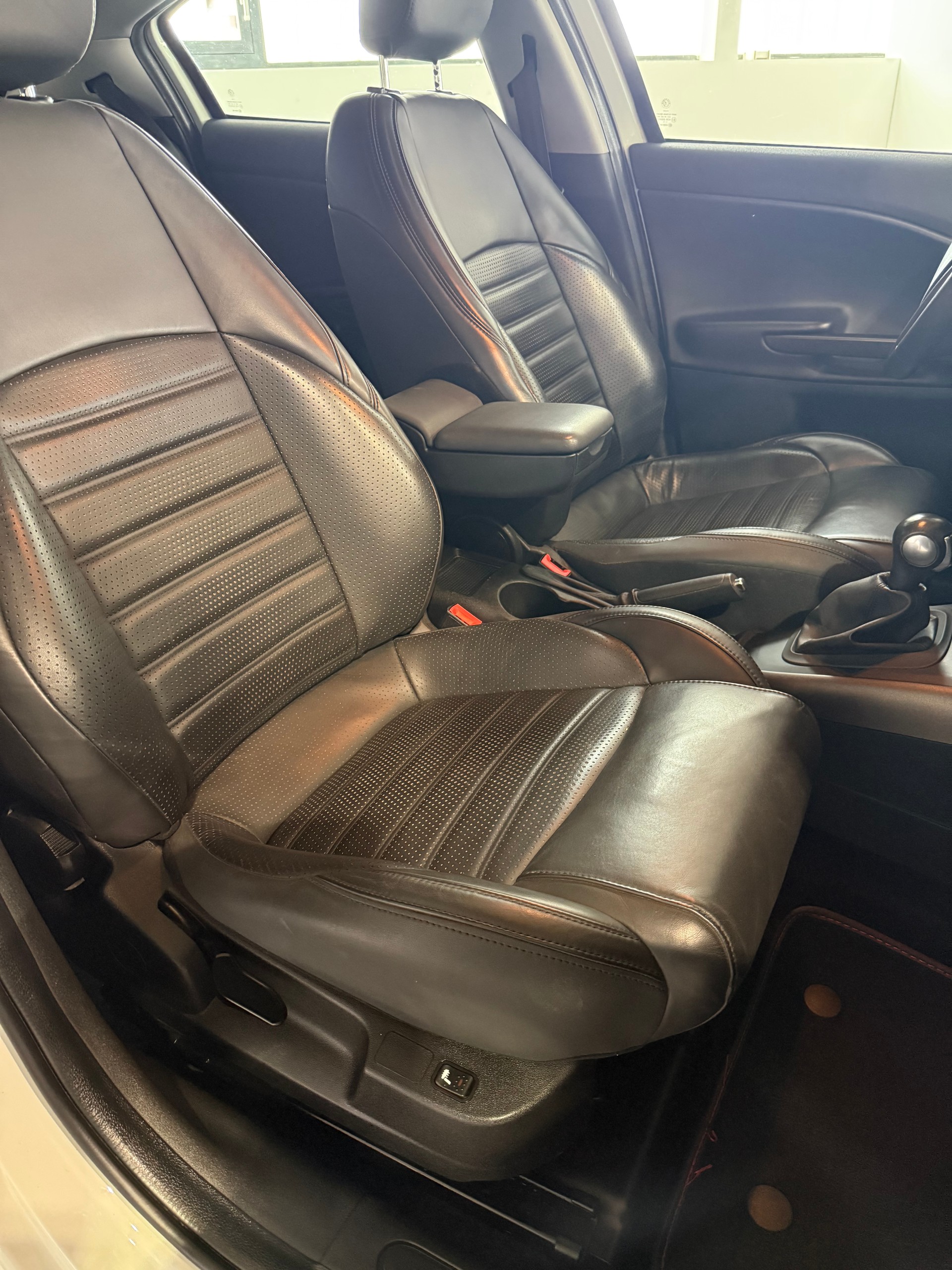 ALFA ROMEO Giulietta 1.4 MultiAir Distinctive TCT-image-13