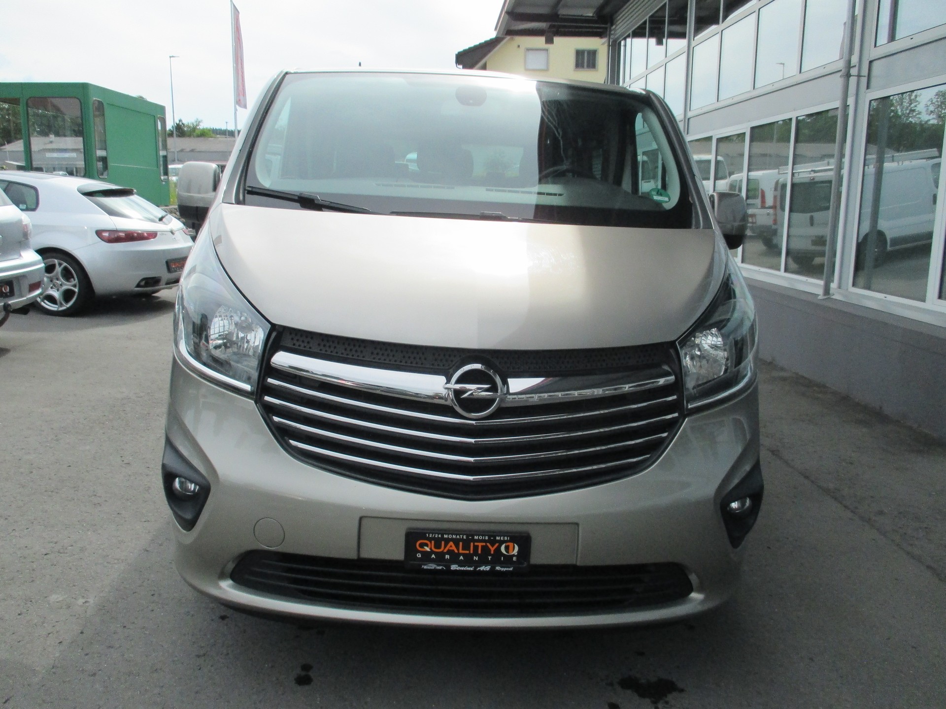 OPEL Vivaro 1.6 BiTurbo CDTI ecoFLEX 2.7t L1H1-image-1