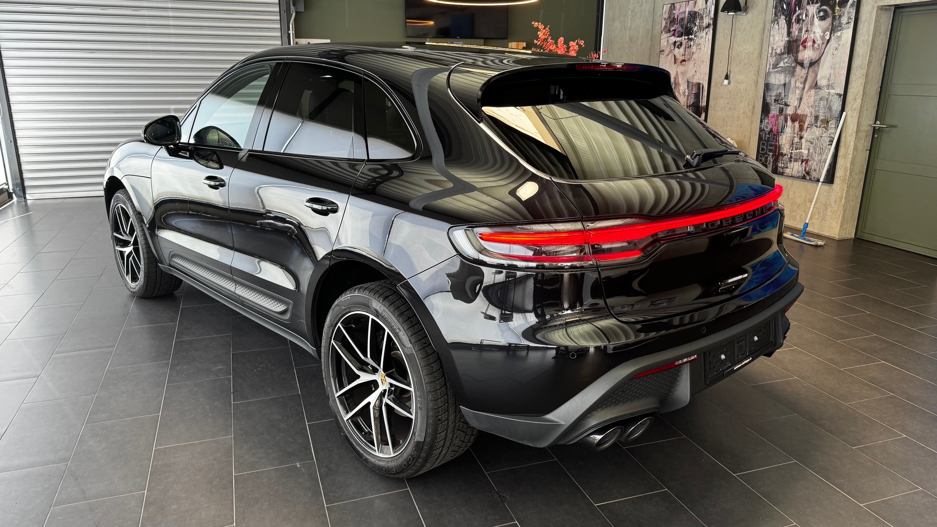 PORSCHE Macan 2.0 T-image-10