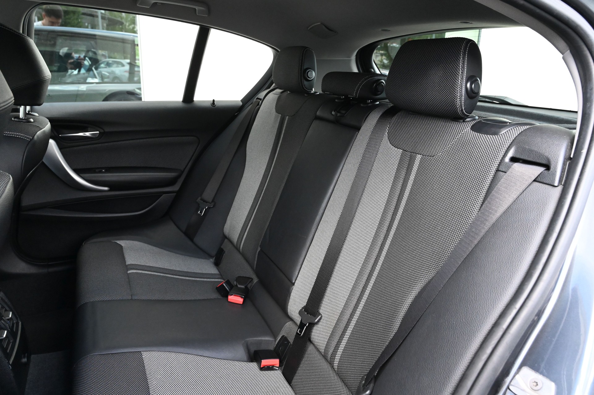 BMW 116d Urban Line Steptronic-image-12