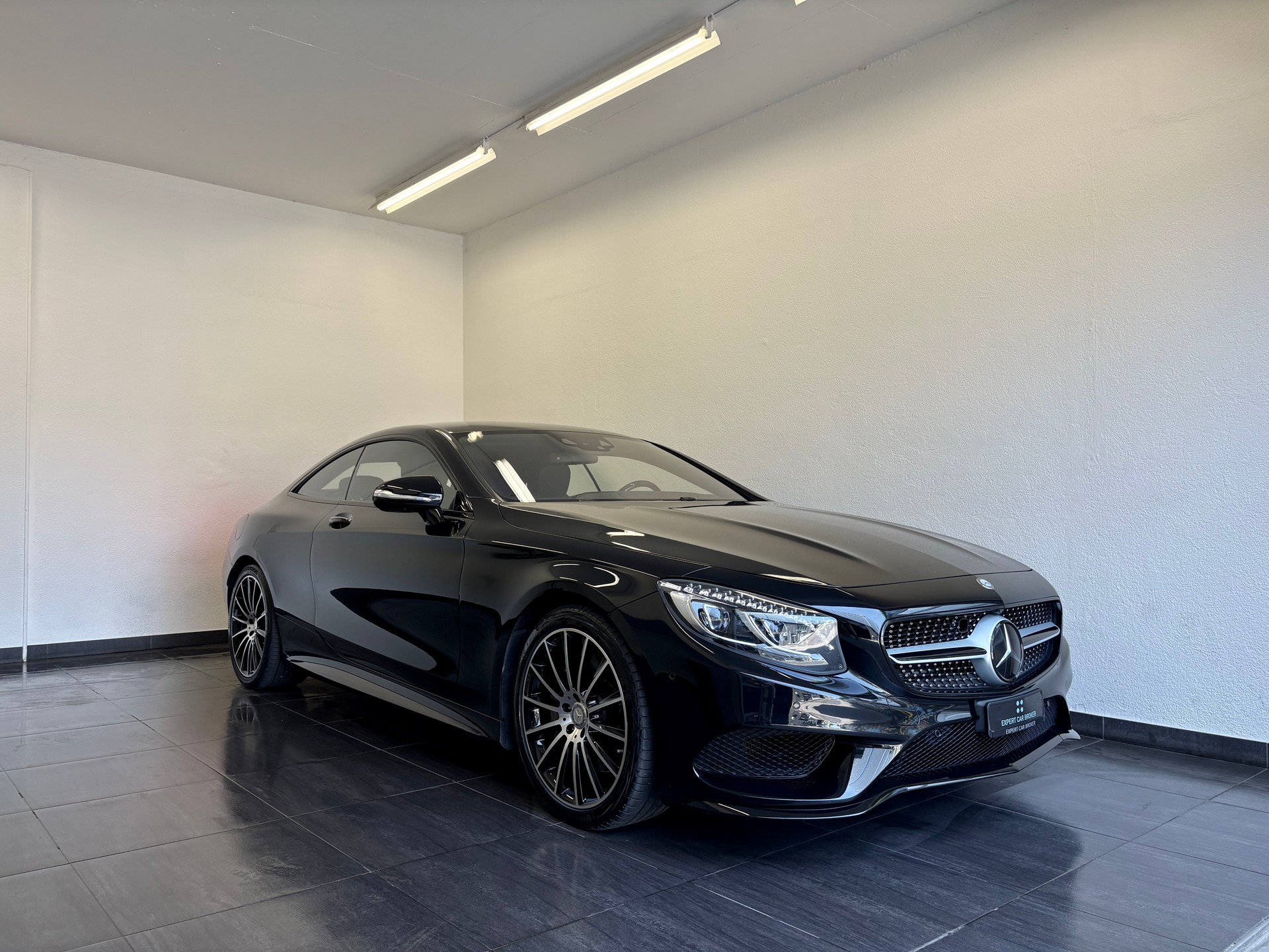 MERCEDES-BENZ S 500 Coupé 4Matic 9G-Tronic-showroom-element-2