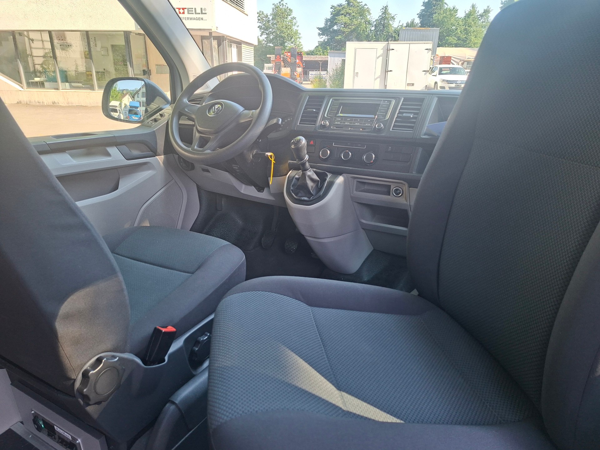VW T6 2.0 TDI MareMonti COMFORT Camper 5Sitze-image-6