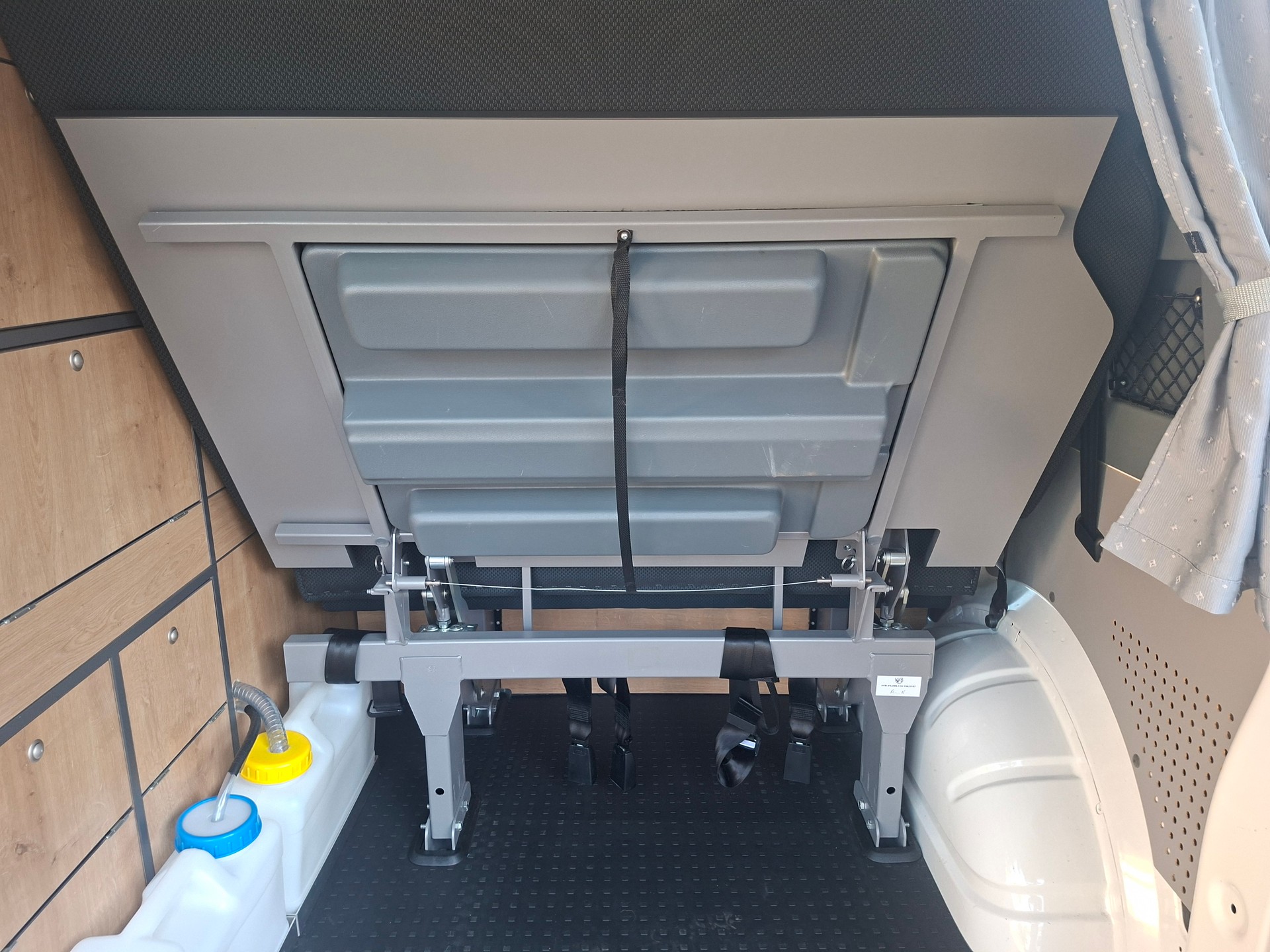 VW T6 2.0 TDI MareMonti COMFORT Camper 5Sitze-image-12