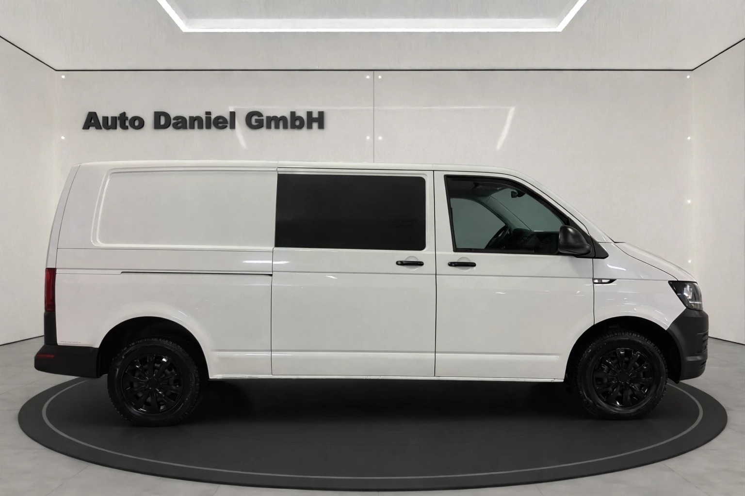 VW T6 2.0 TDI 4Motion Lang Version ( Mit AHK / Sortimo Regale )-showroom-element-3