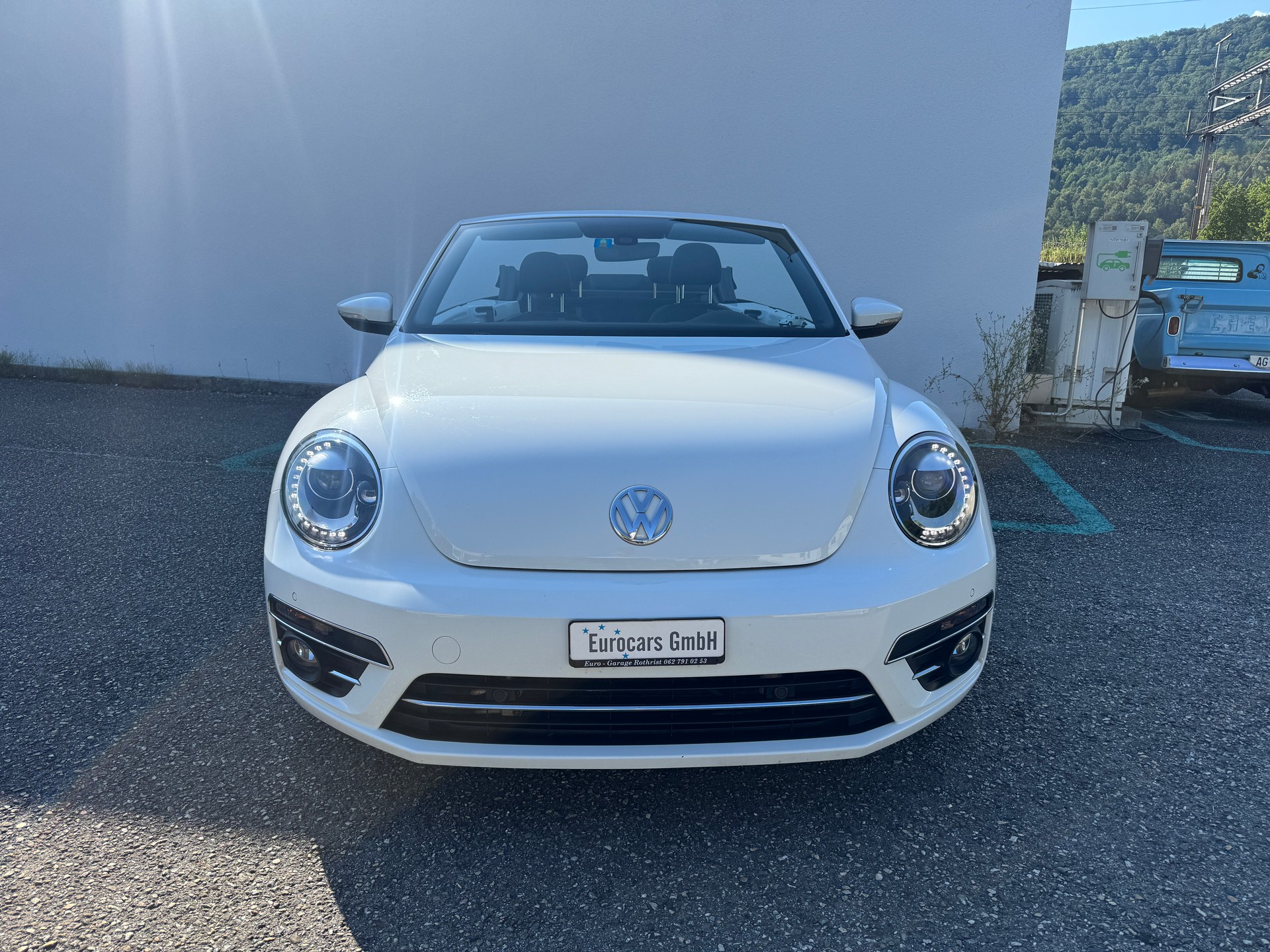 VW Beetle Cabriolet 1.2 TSI BMT-showroom-element-2