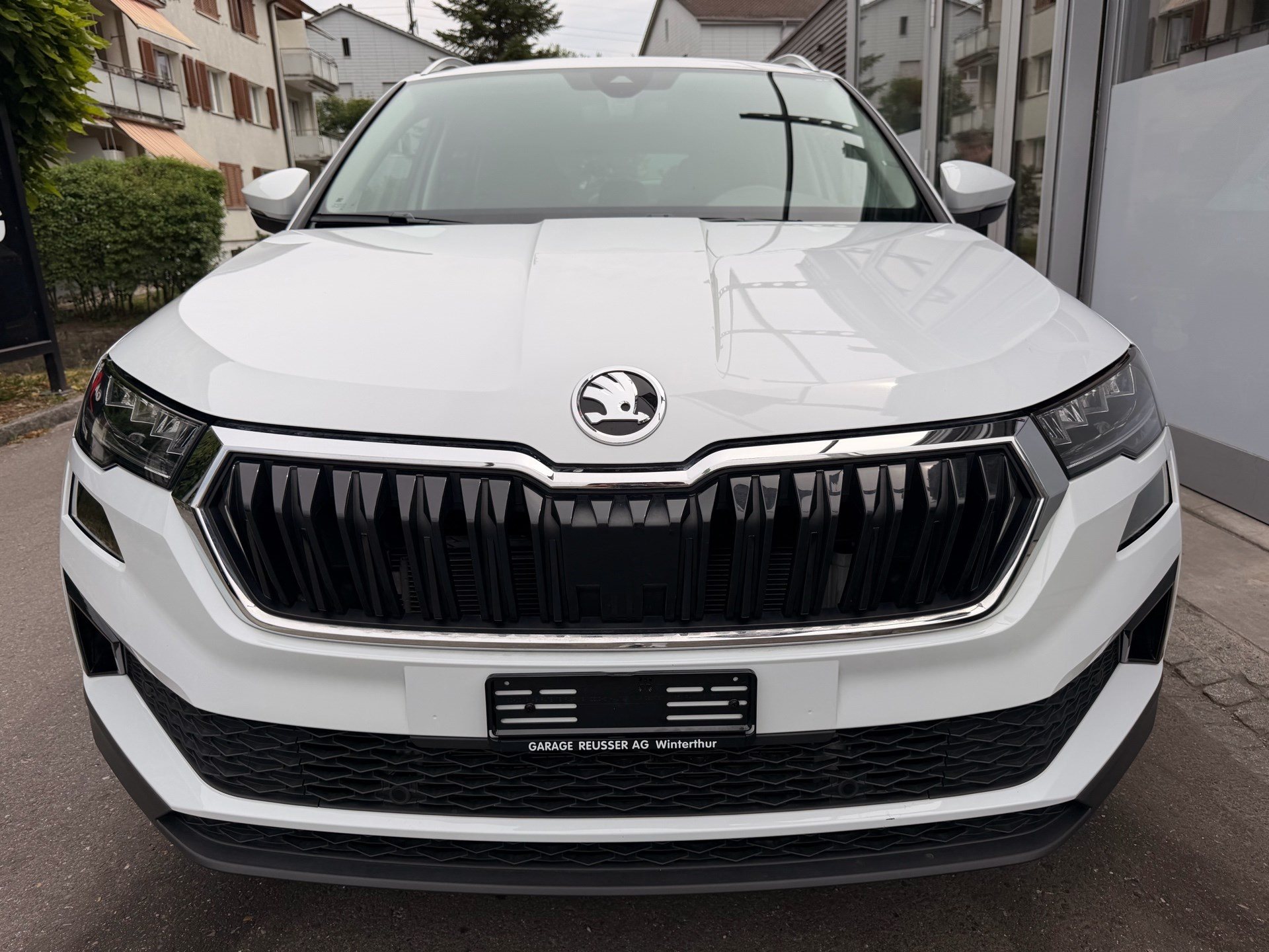 SKODA Karoq Selection *** ACC & RÜCKFAHRKAMERA ***-showroom-element-1