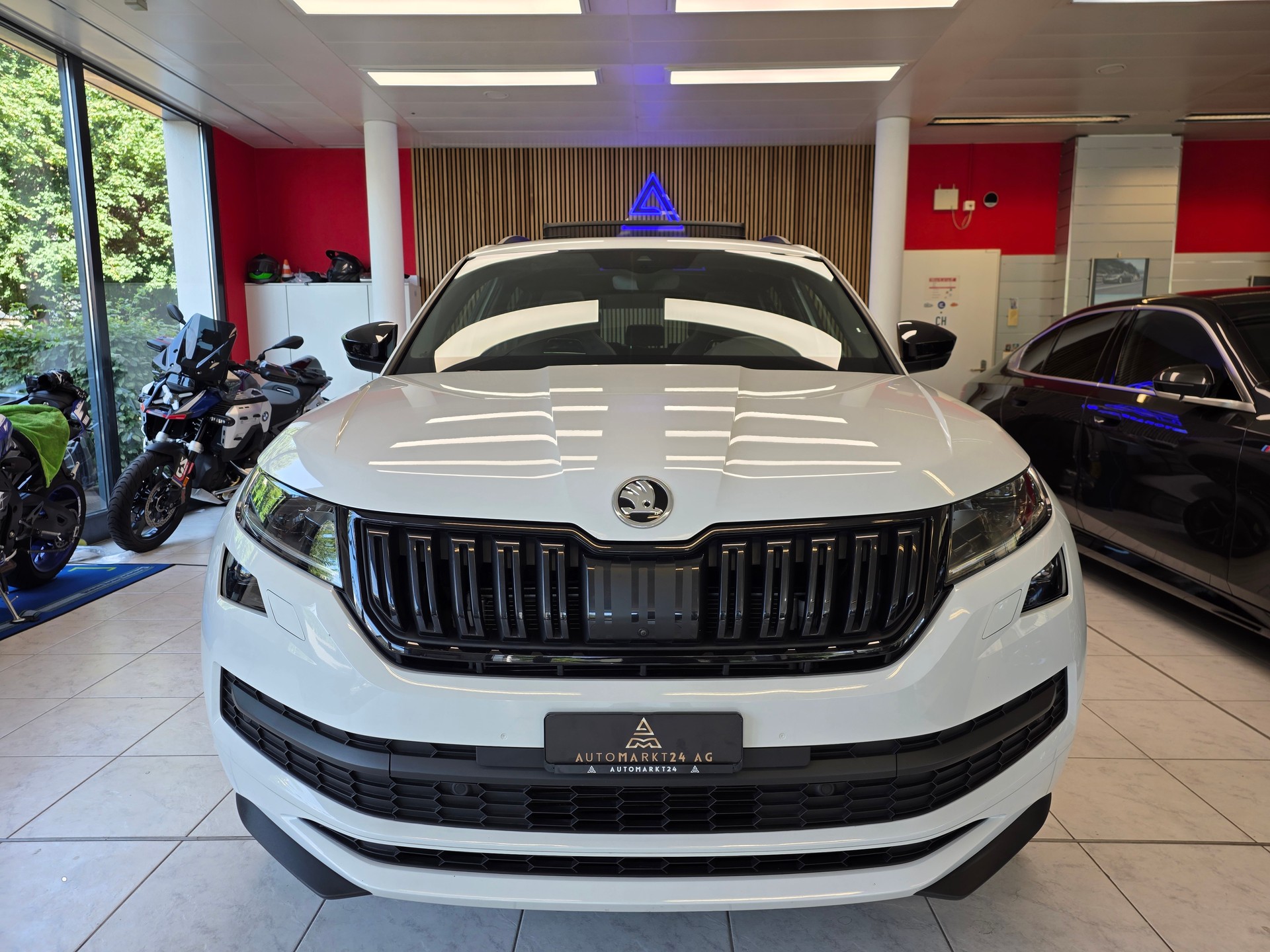 SKODA Kodiaq 2.0 TSI "CH-Fahrzeug" Sportline Sport Line DSG-image-1
