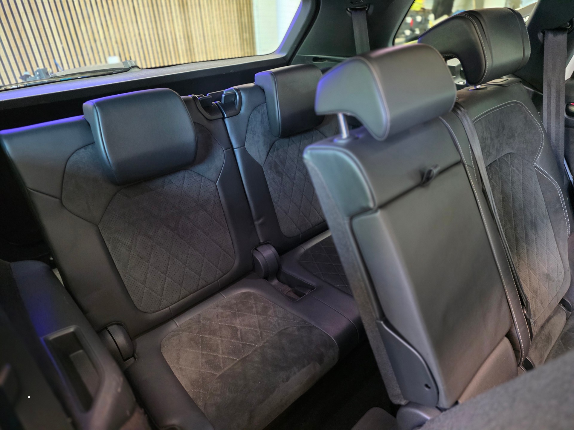 SKODA Kodiaq 2.0 TSI "CH-Fahrzeug" Sportline Sport Line DSG-image-8
