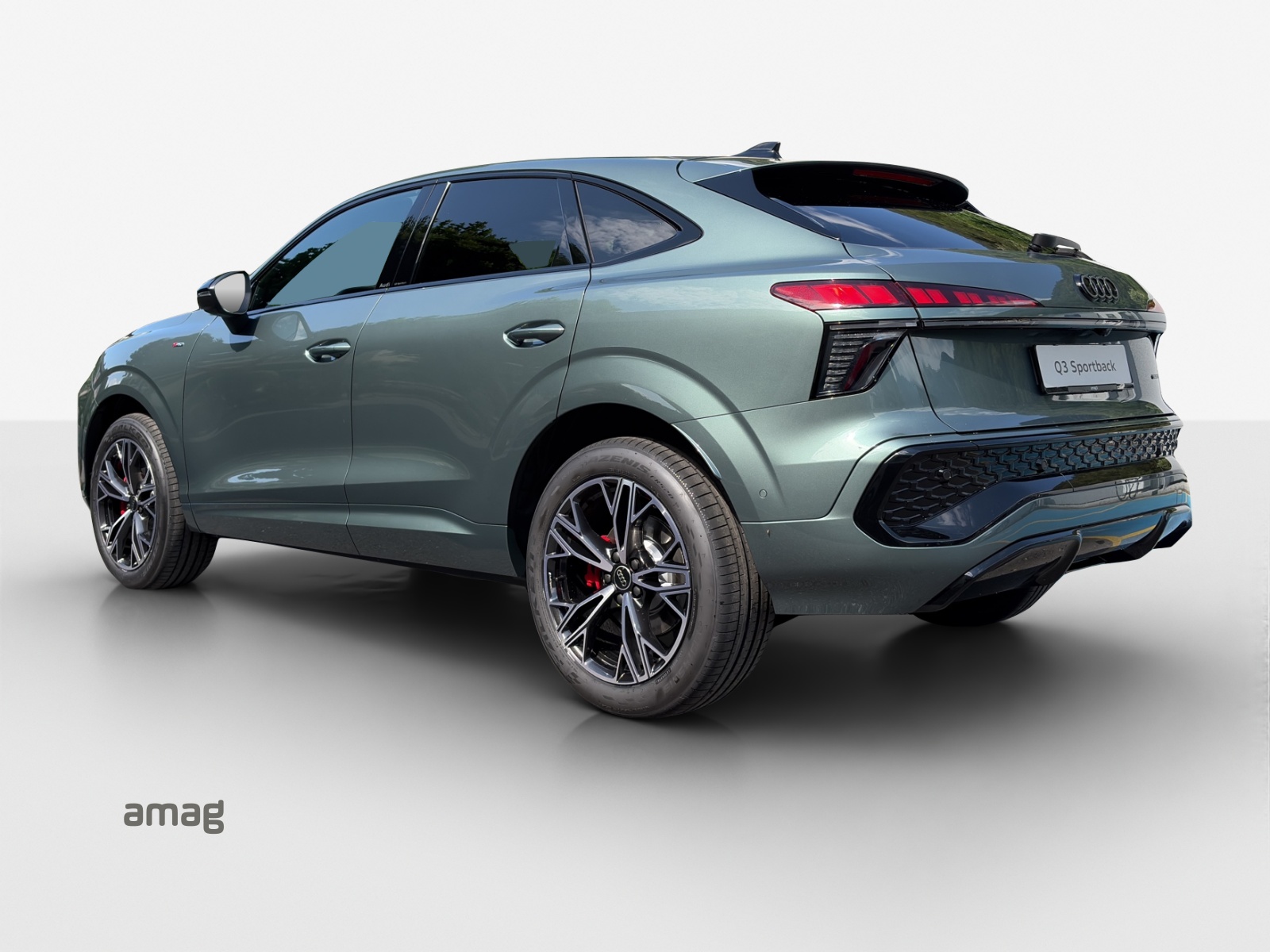 AUDI Q3 Sportback TFSI quattro 195 kW S tronic-showroom-element-2